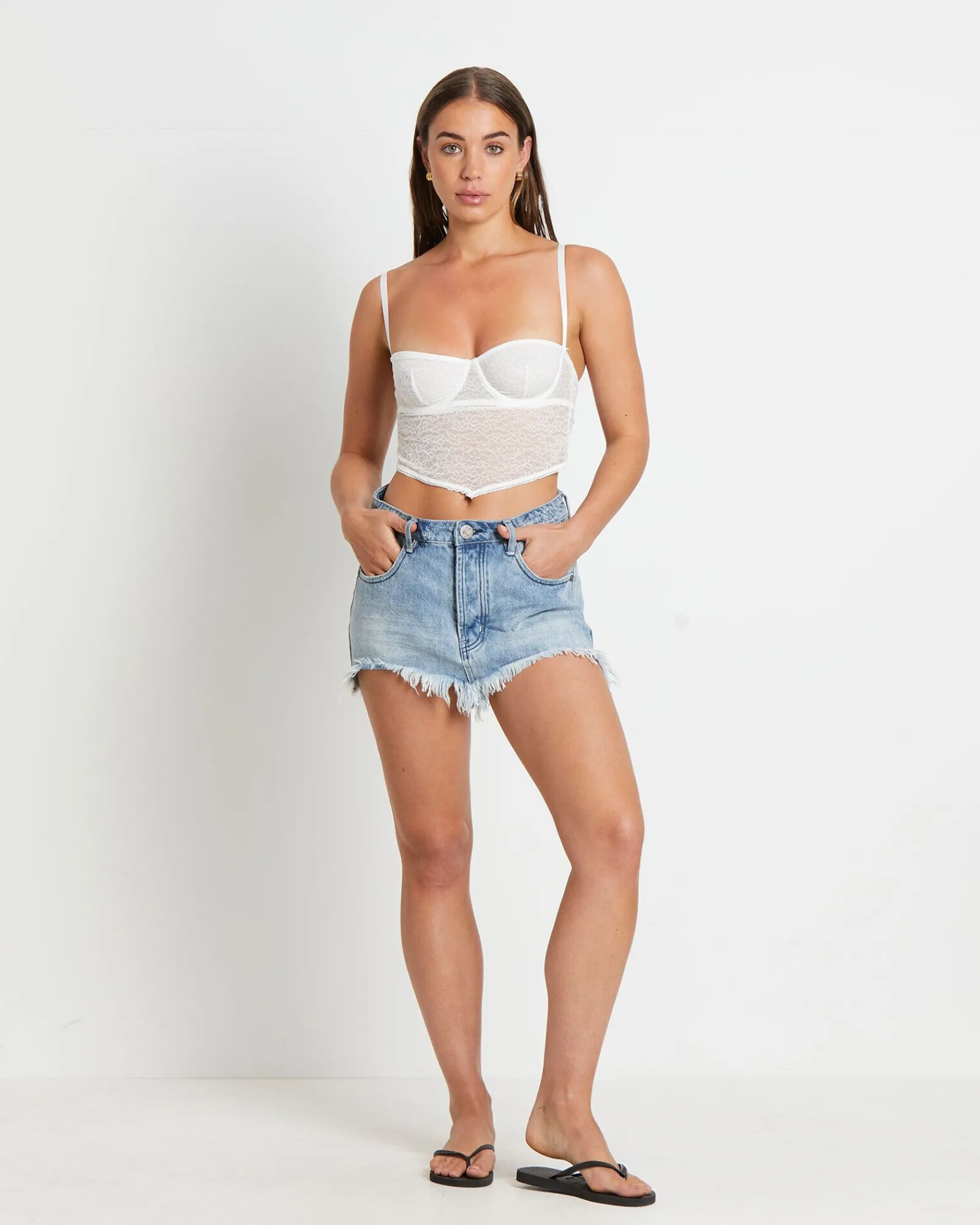 alexis_lace_overlay_under_1.webp Cheap LOVE NOTES Alexis Lace Overlay Underwire Top In White