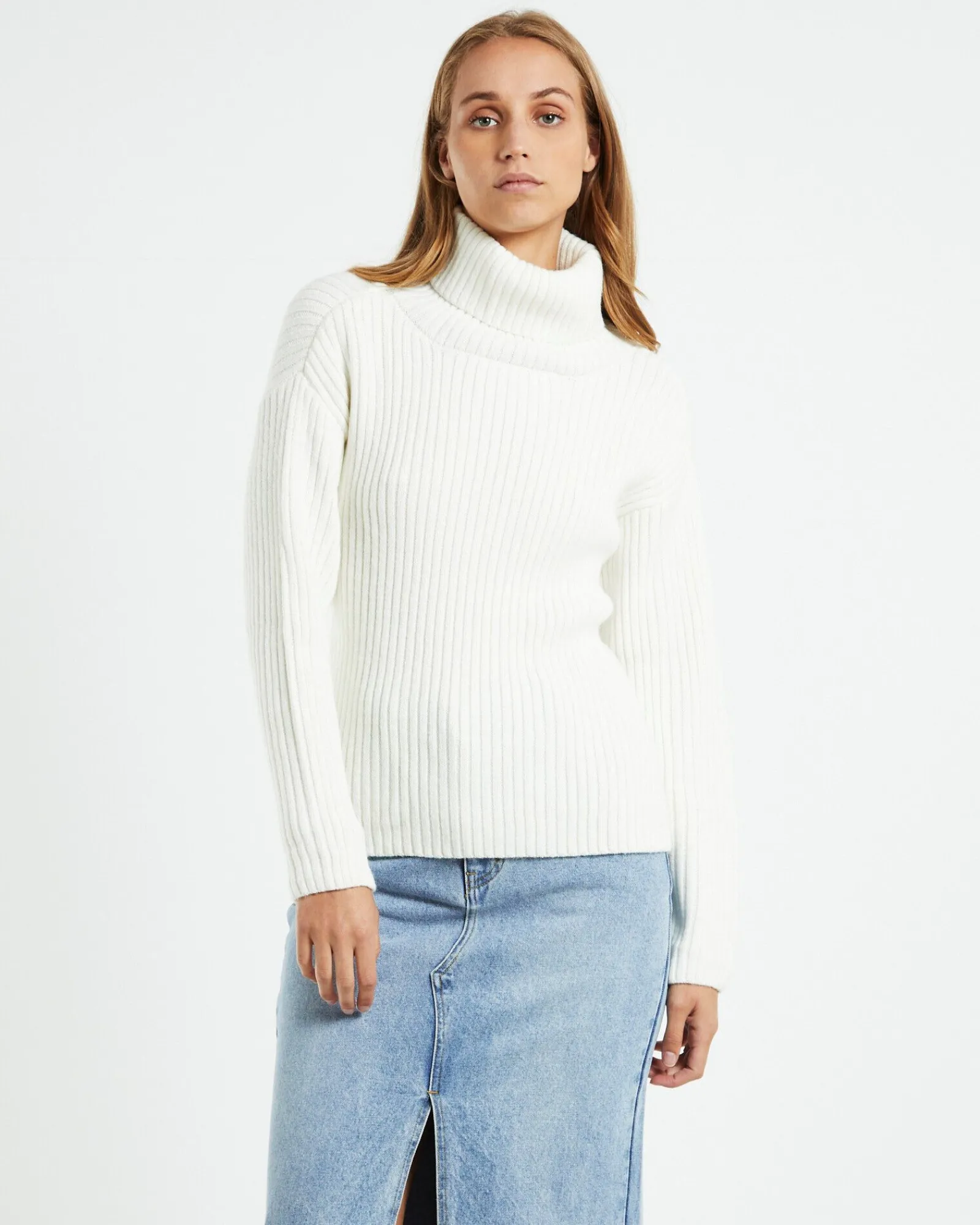 amina_tie_back_boxy_knit__0.webp Cheap ALICE IN THE EVE Amina Tie Back Boxy Knit Jumper White