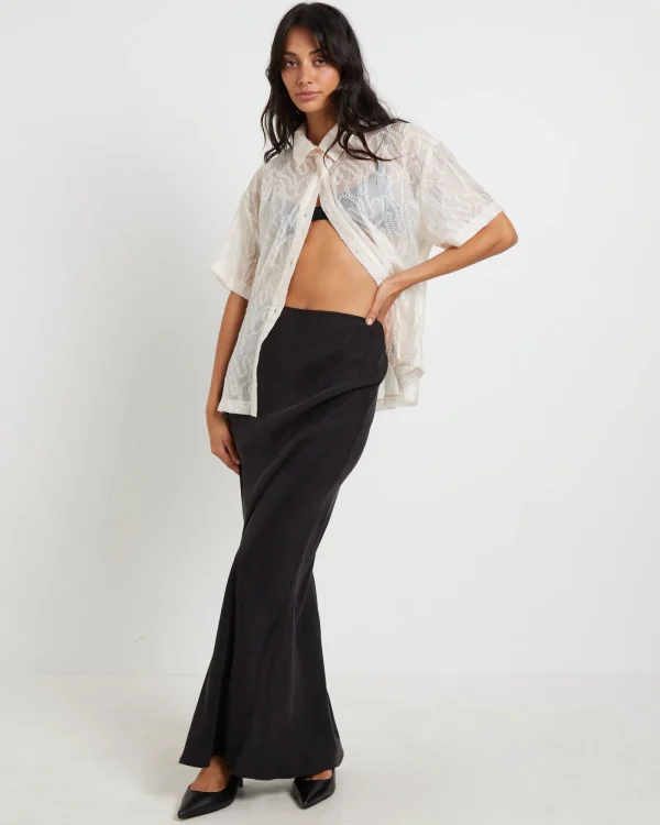 Sale ALICE IN THE EVE Avery Sheer Textured Short Sleeve Shirt In White