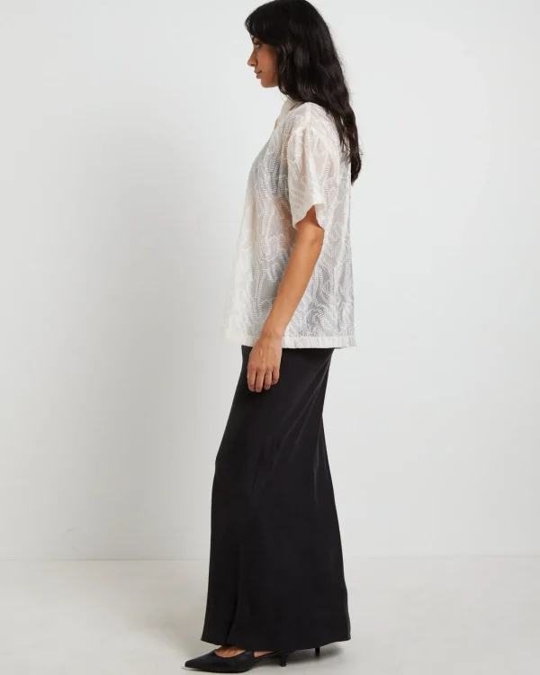 Sale ALICE IN THE EVE Avery Sheer Textured Short Sleeve Shirt In White