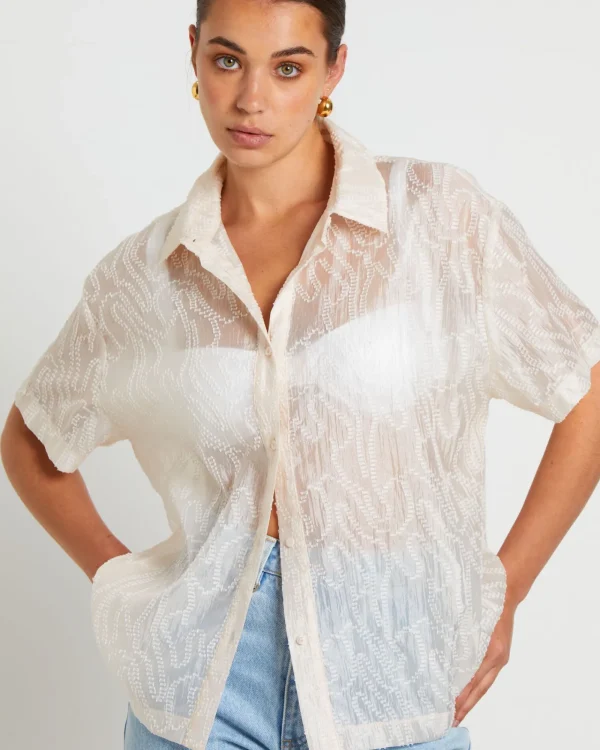 Sale ALICE IN THE EVE Avery Sheer Textured Short Sleeve Shirt In White