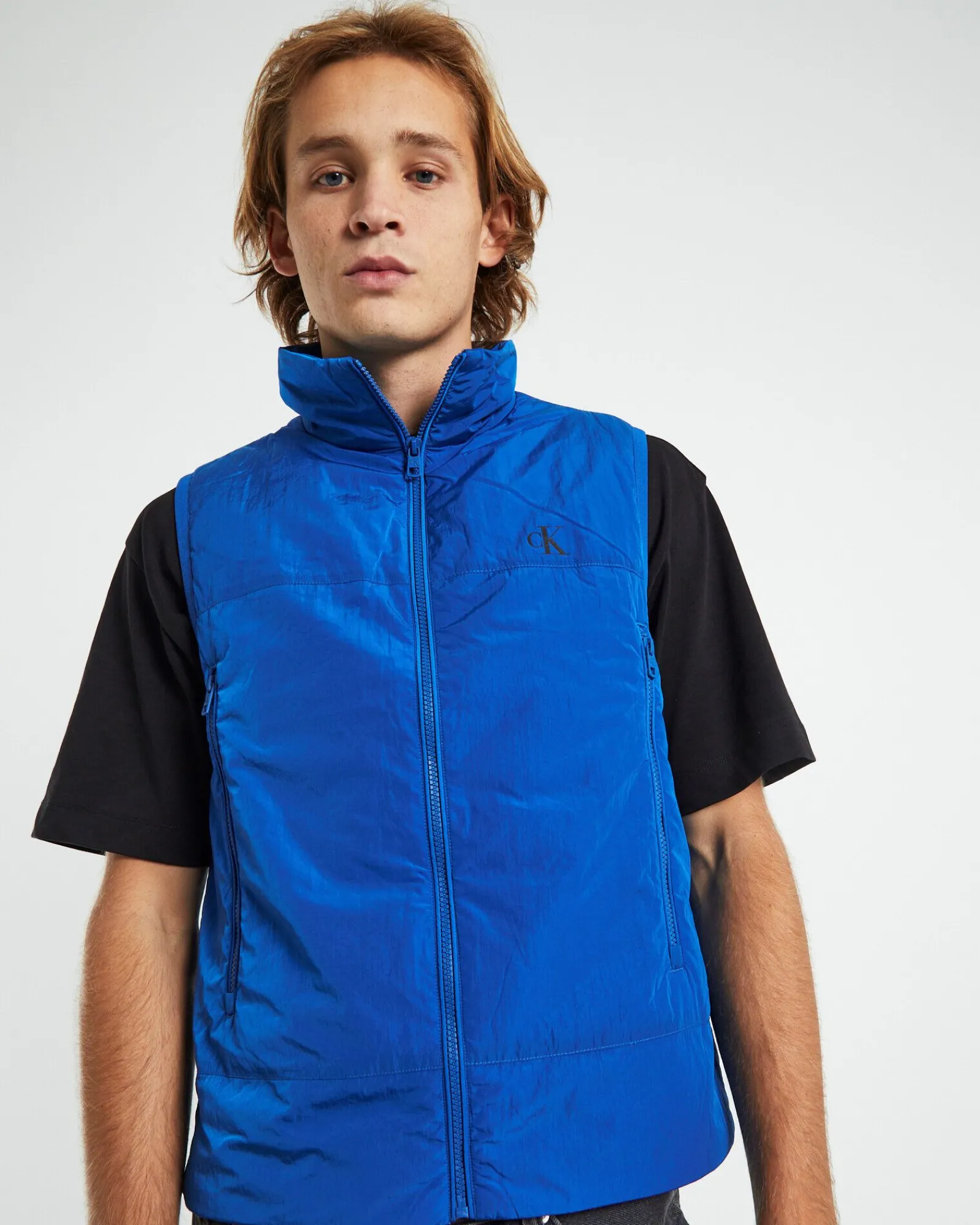 badge_crinkle_nylon_vest__0.webp Fashion CALVIN KLEIN Badge Crinkle Nylon Vest In Blue