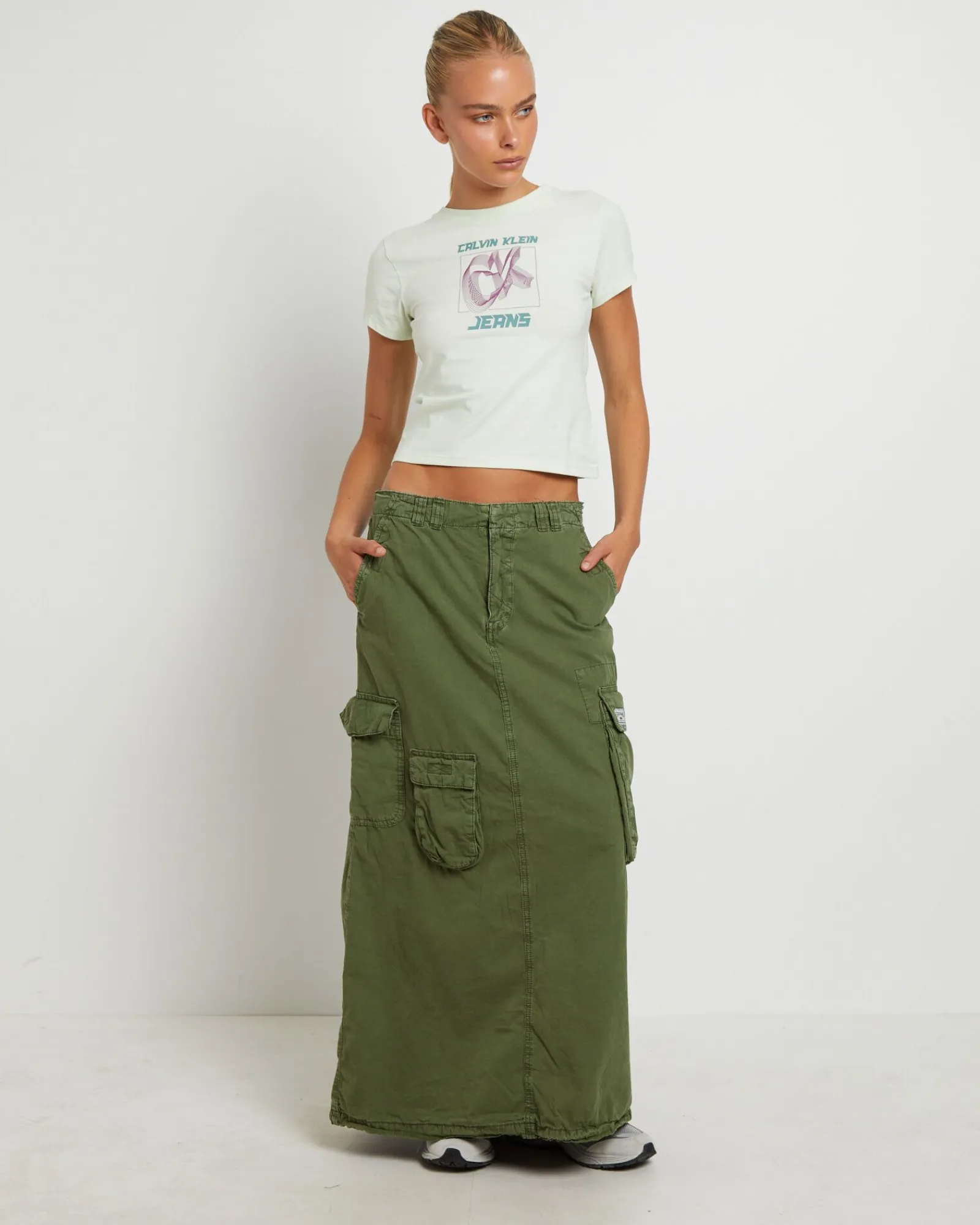 bdg_marta_multi_pocket_ma_2.webp Online BDG URBAN OUTFITTERS Bdg Marta Multi Pocket Maxi Skirt In Khaki