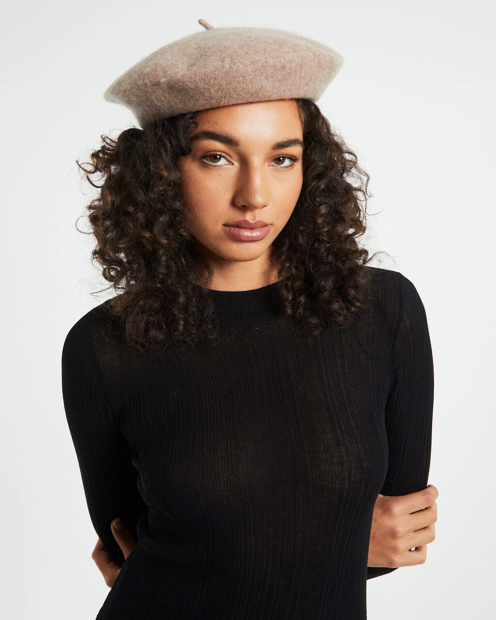 belle_beret_biscuit_brown_0.webp Sale SUBTITLED Belle Beret Biscuit Brown