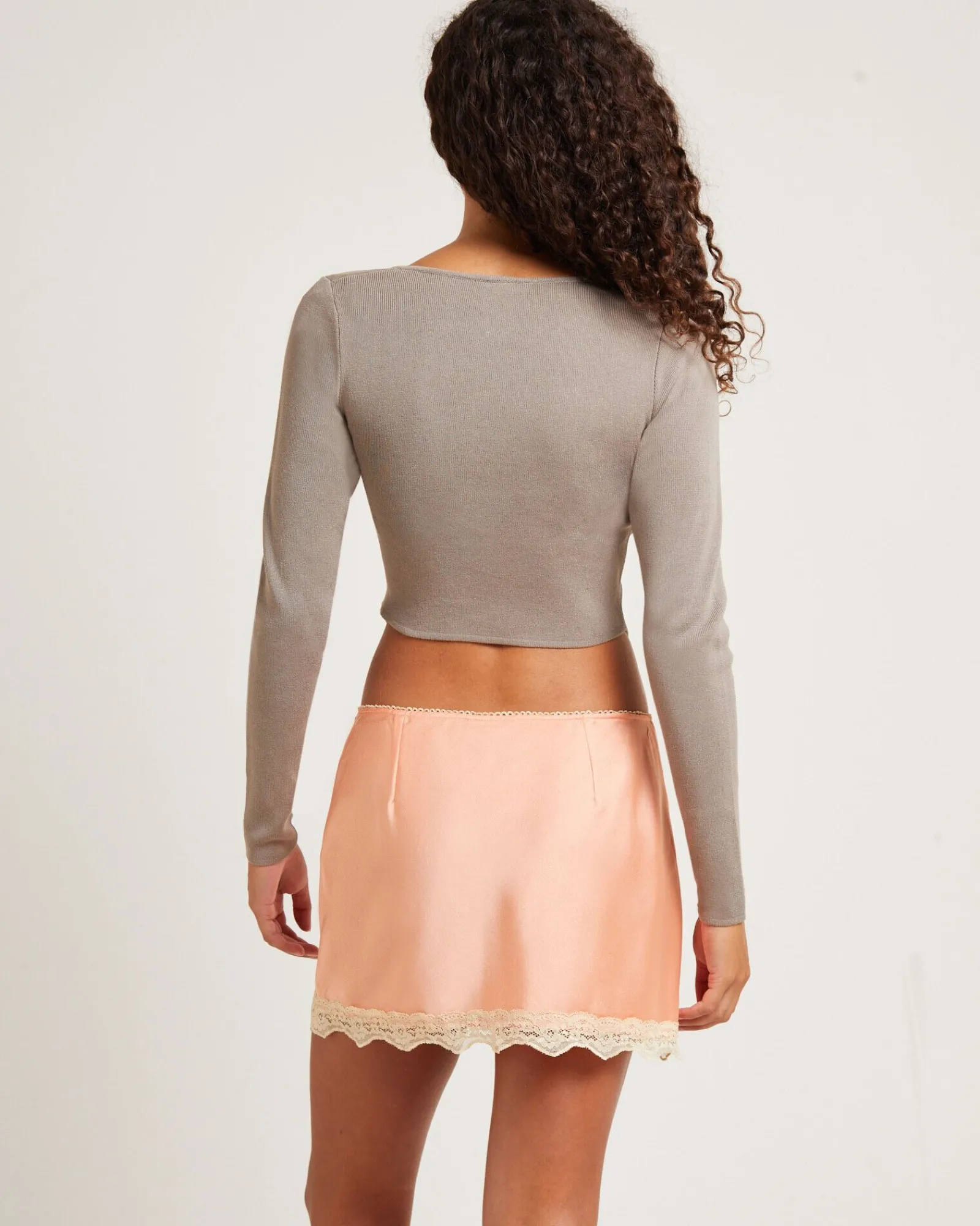 bianka_cut_out_compact_kn_1.webp Hot ALICE IN THE EVE Bianka Cut Out Compact Knit Top