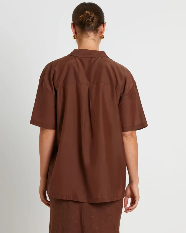 Online STUDIO Brooke Sheer Sheen Short Sleeve Shirt In Chocolate Brown