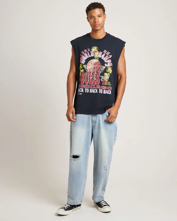 Cheap MITCHELL & NESS Bulls Muscle Top In Faded Black