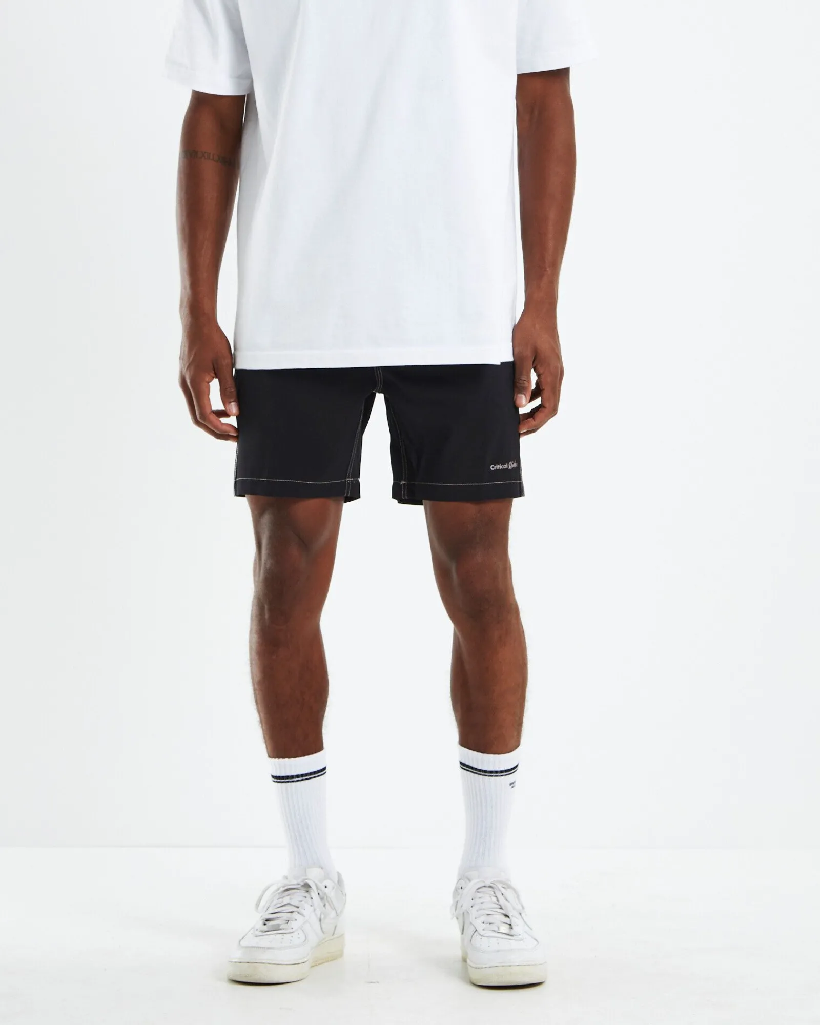 cahoots__boardshorts_blac_0-1.webp Outlet THE CRITICAL SLIDE SOCIETY Cahoots 17" Boardshorts Black