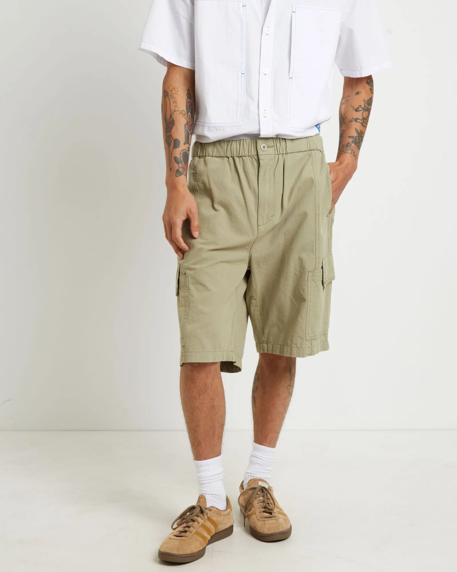 cargo_shorts_in_sage_3.webp Cheap LARRIET Cargo Shorts In Sage
