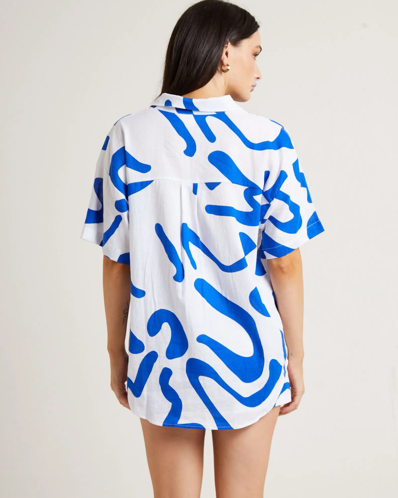 charlie_swirl_short_sleev_1.webp Outlet SUBTITLED Charlie Swirl Short Sleeve Shirt In Blue