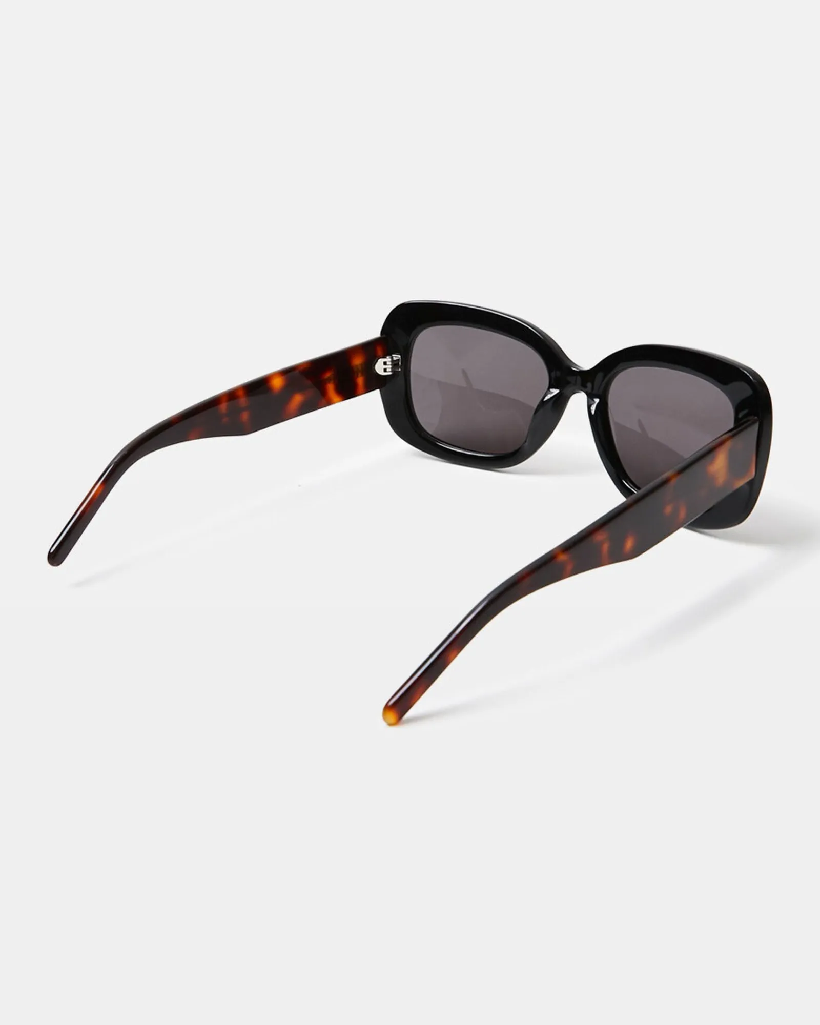 devon_sunglasses_mix_blac_3.webp Hot SHEVOKE Devon Sunglasses Mix Black