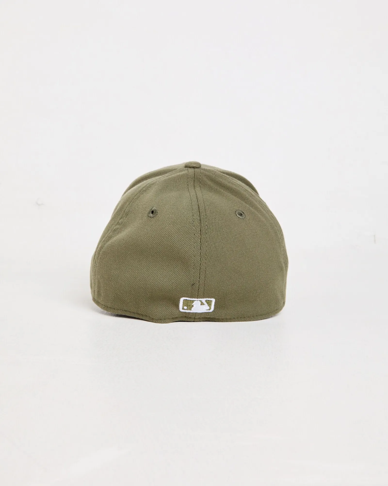 earth_tonal_la_dodgers_c_3.webp Best Sale NEW ERA 3930 Earth Tonal La Dodgers Cap In Green