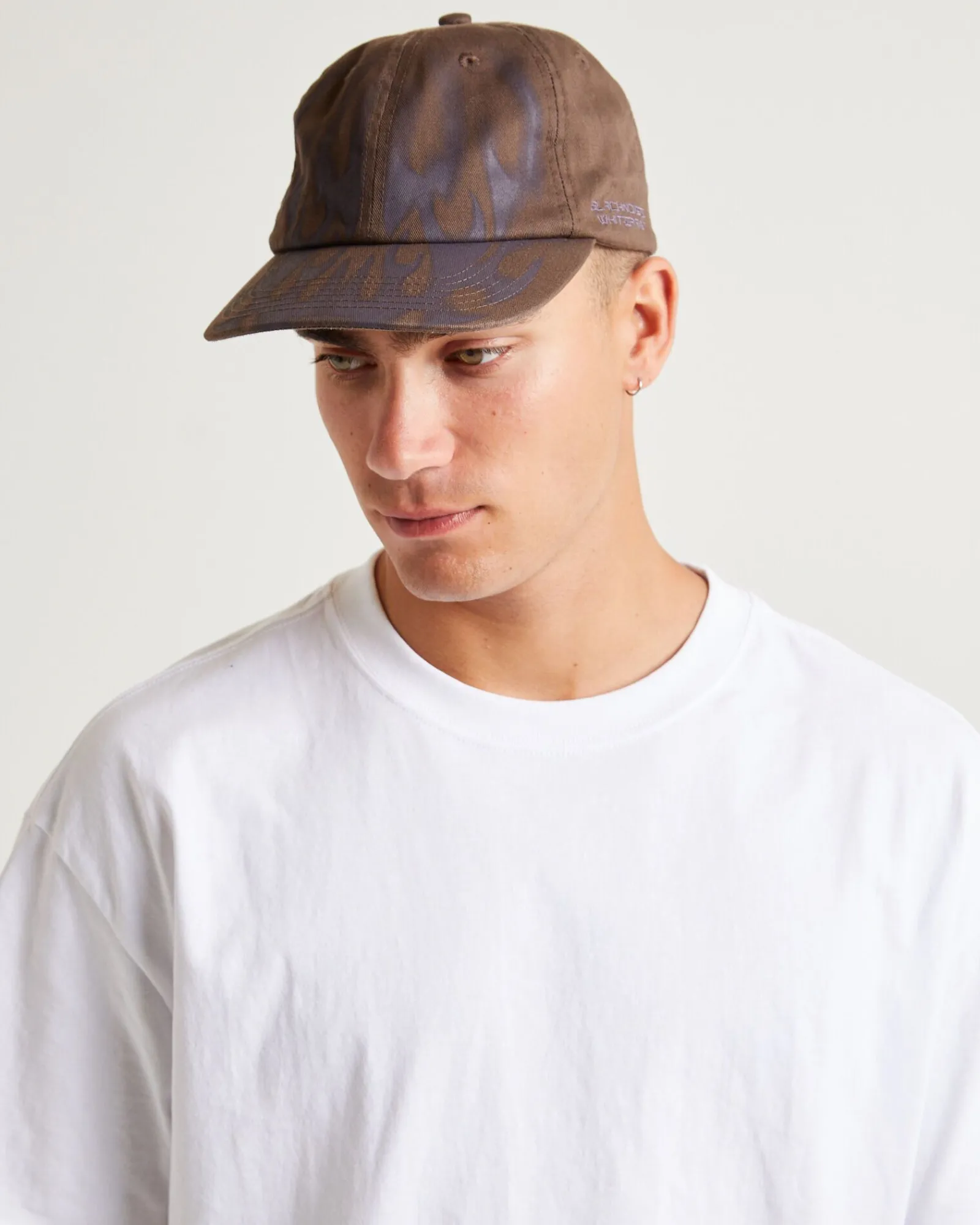 flame_cap_0.webp Online BLACK NOISE WHITE RAIN Flame Cap