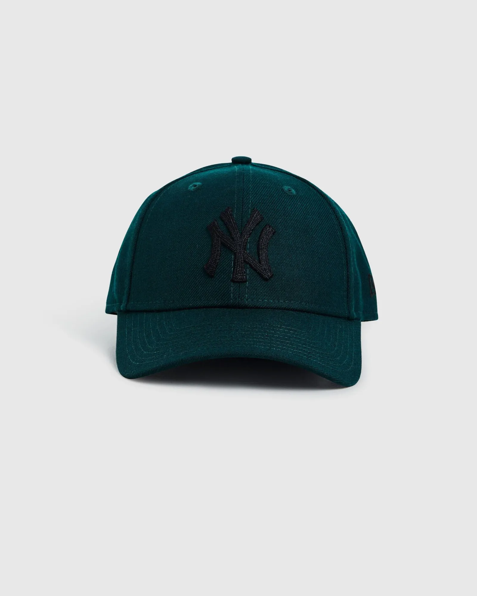 forty_new_york_yankees_ca_1.webp Fashion NEW ERA 9Forty New York Yankees Cap Dark Green