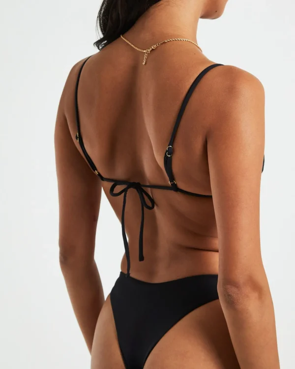 Outlet SUBTITLED Gather Front Top In Black