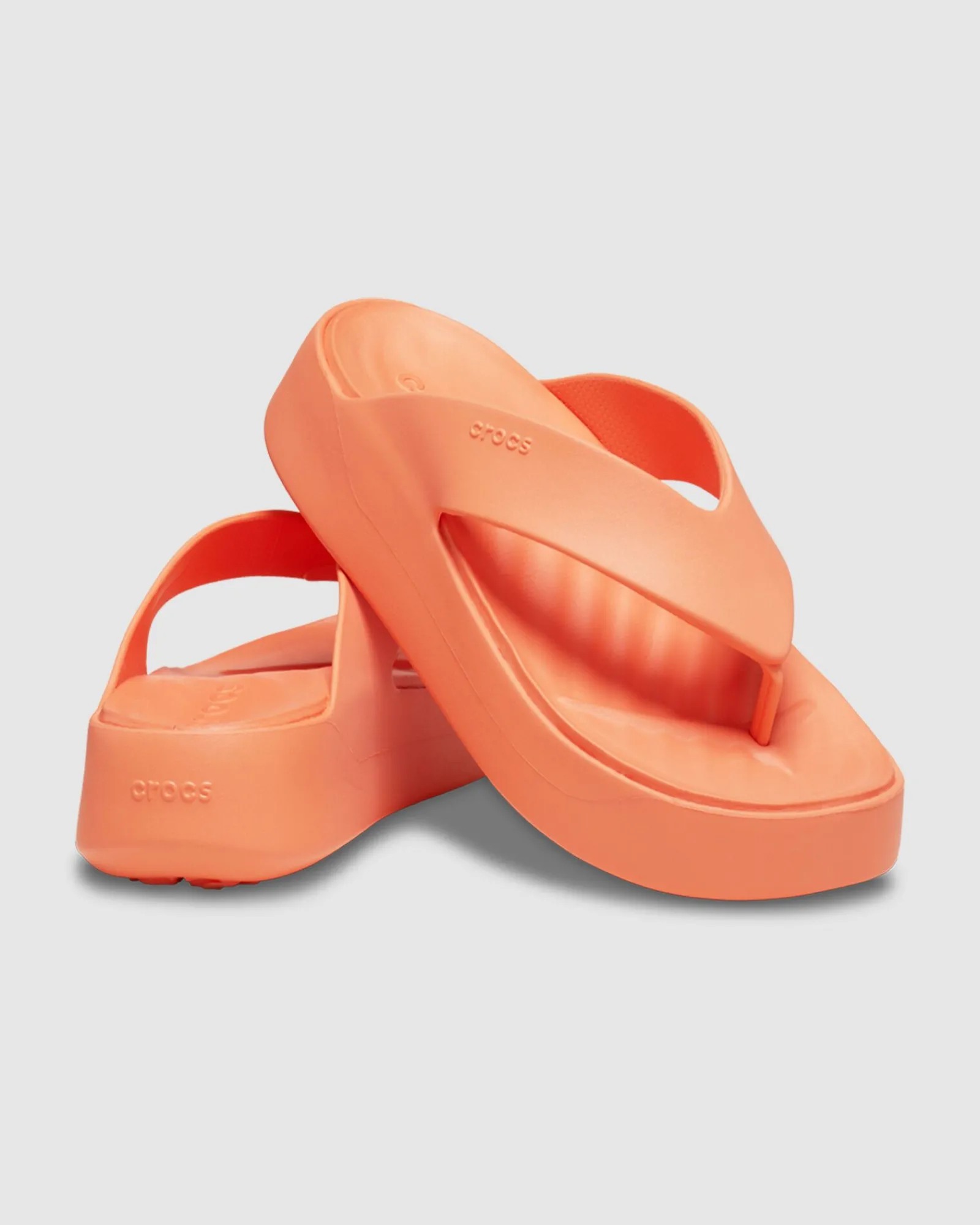 getaway_platform_flip_flo_2.webp Shop CROCS Getaway Platform Flip Flops In Sunkissed