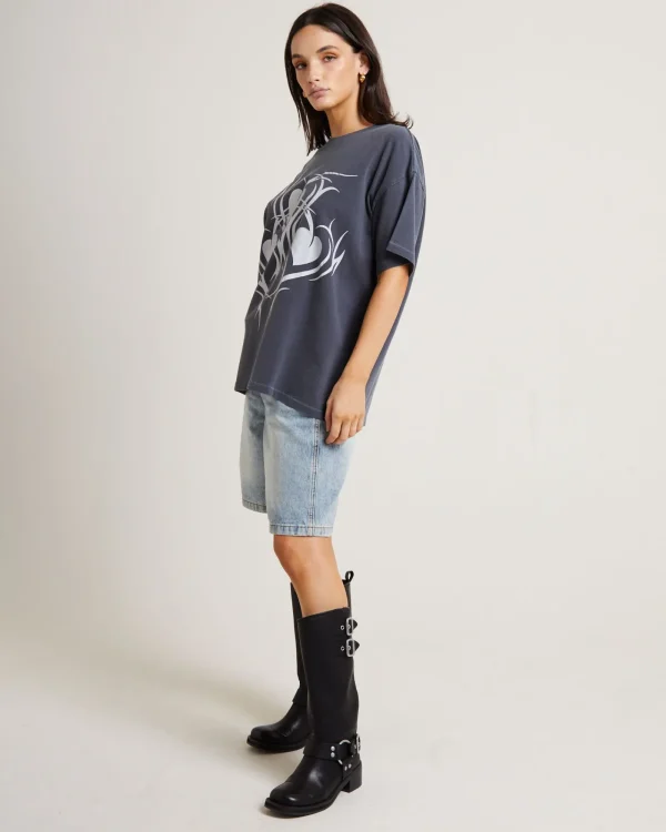 Discount NEON HART Goth Heart Oversized Tee In Vintage Charcoal