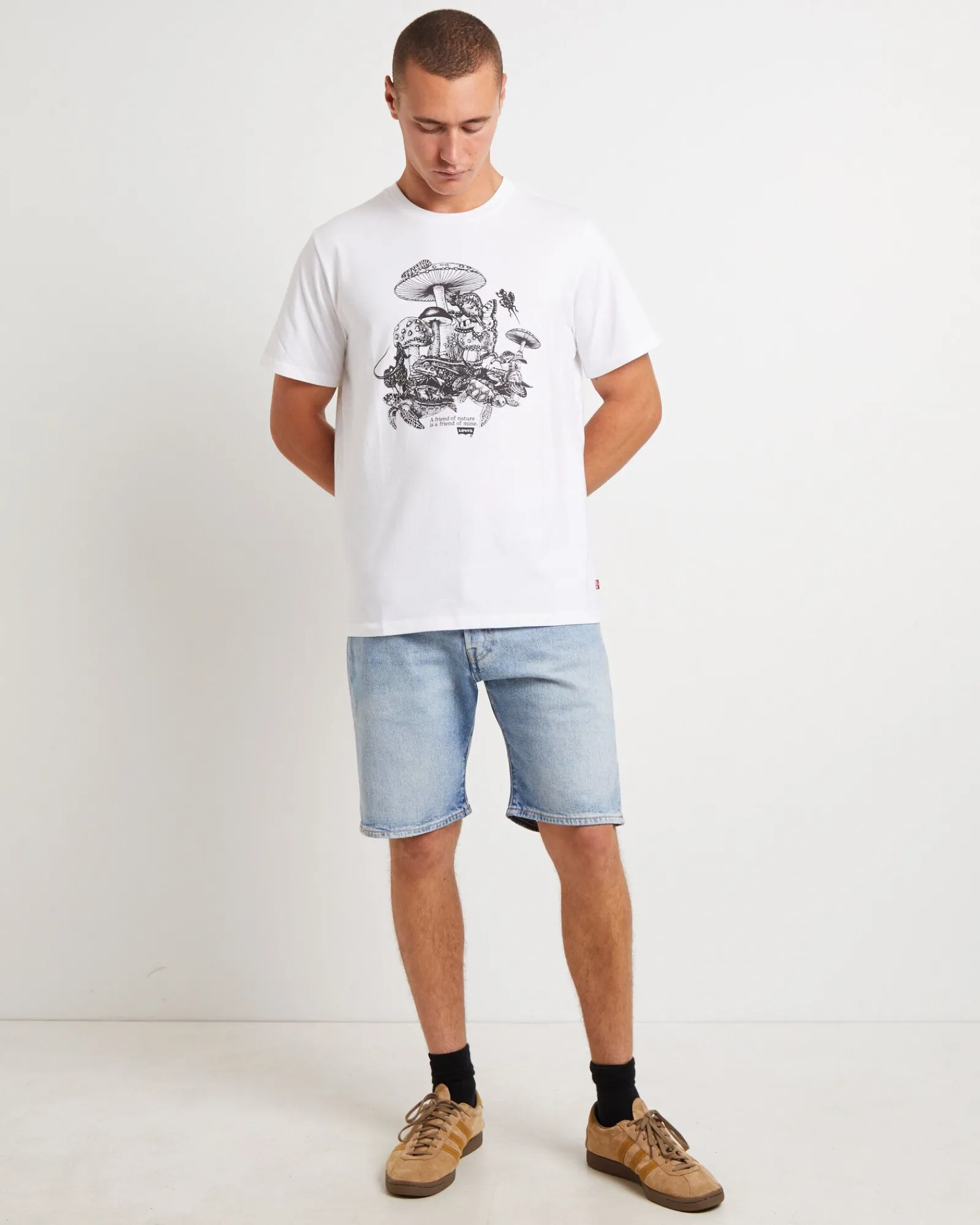 graphic_crewneck_short_sl_2.webp Best LEVIS Graphic Crewneck Short Sleeve T-Shirt In Friend Of Nature White
