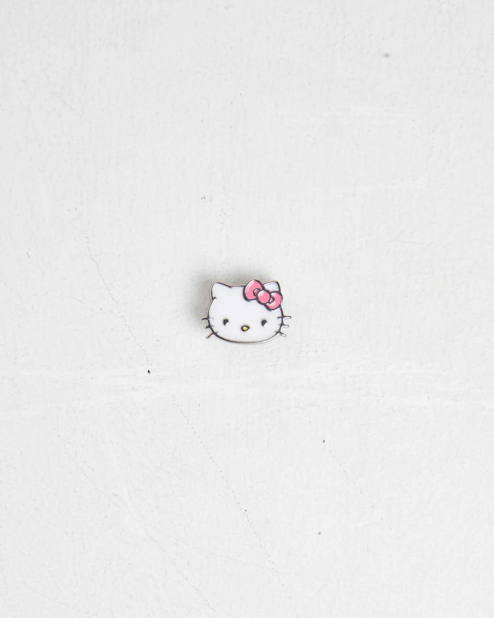 hello_kitty_glitter_cat_j_1.webp New CROCS Hello Kitty Glitter Cat Jibbitz