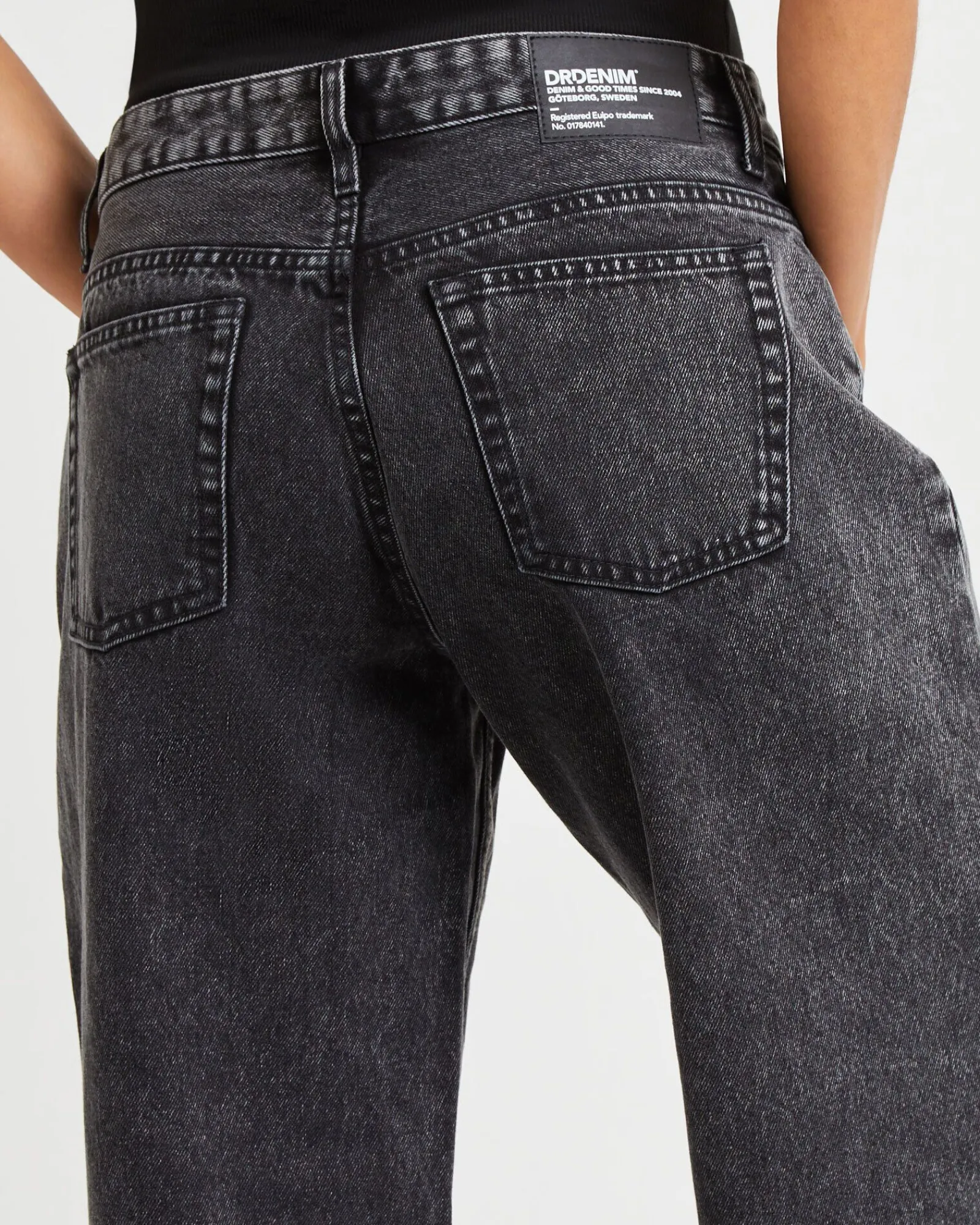 hill_jeans_marble_black_4.webp Shop DR DENIM Hill Jeans Marble Black