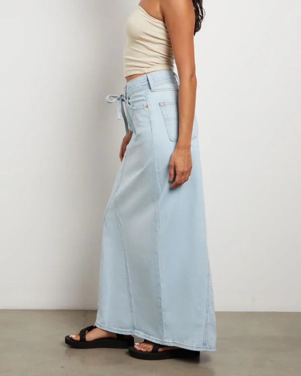 Hot LEVIS Iconic Long Denim Belt Skirt In So Called Pants Blue