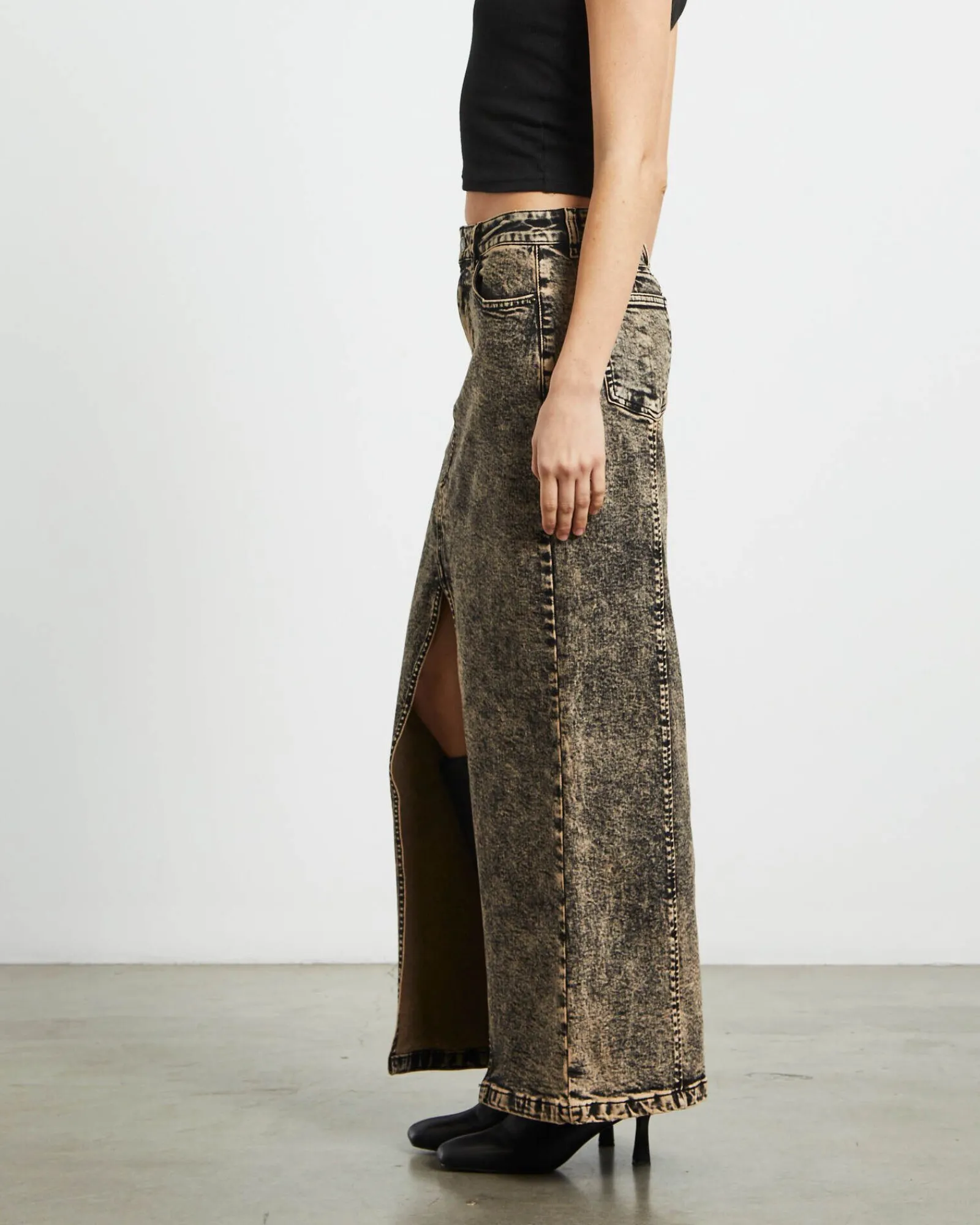 ines_panel_black_midi_den_1.webp Store NEON HART Ines Panel Black Midi Denim Skirt In Vintage Tint