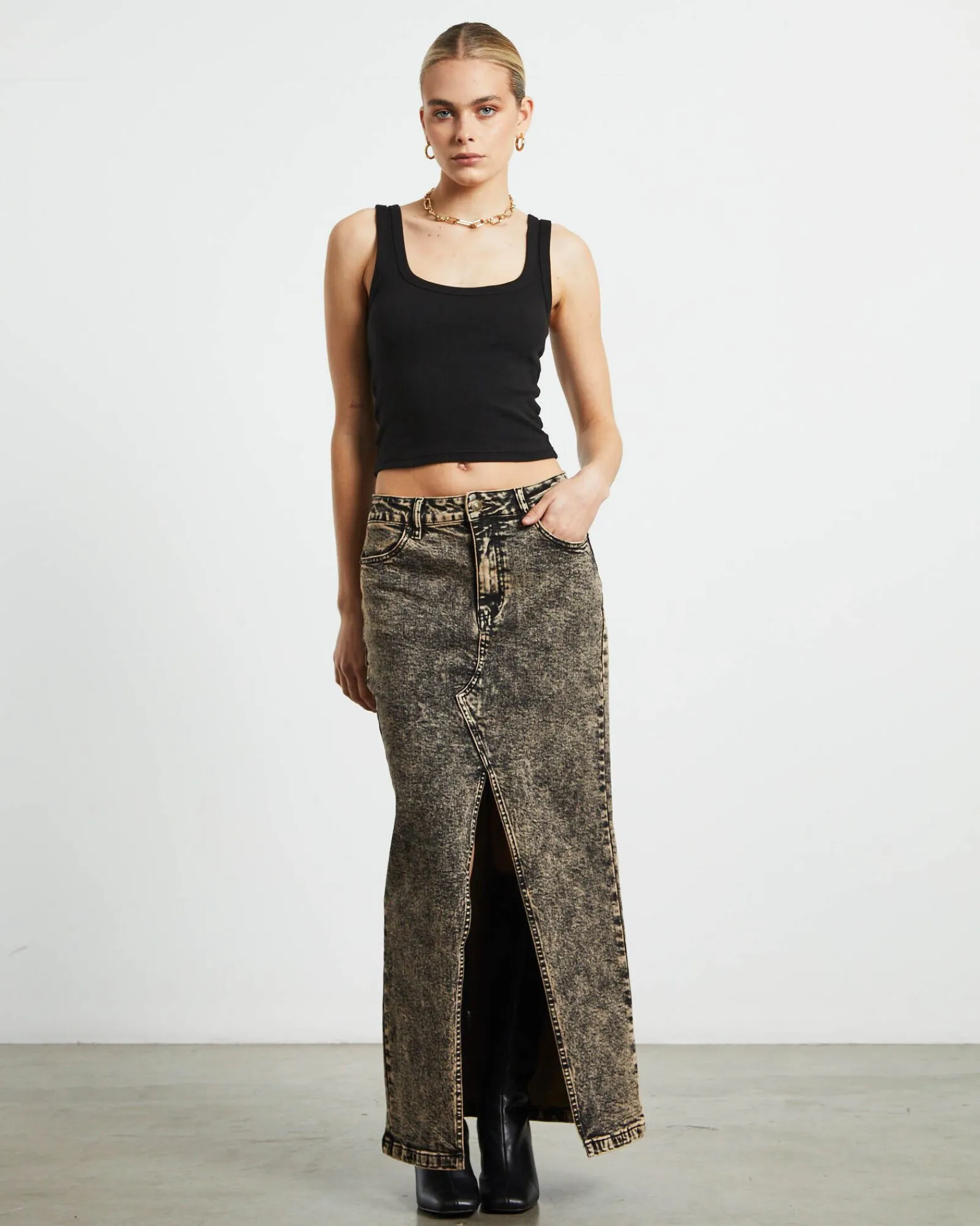 ines_panel_black_midi_den_3.webp Store NEON HART Ines Panel Black Midi Denim Skirt In Vintage Tint