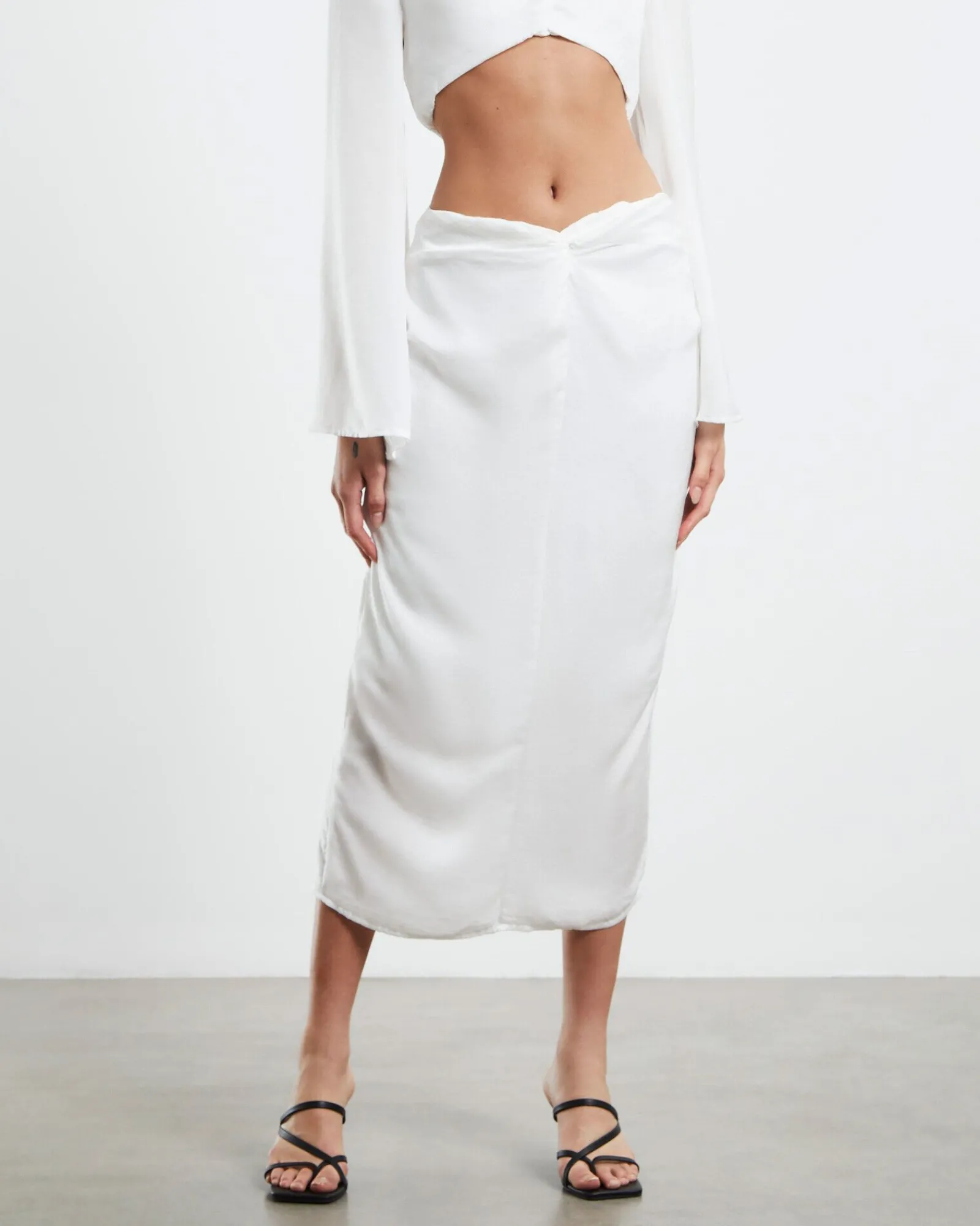 jada_skirt_white_0.webp Cheap SNDYS Jada Skirt White