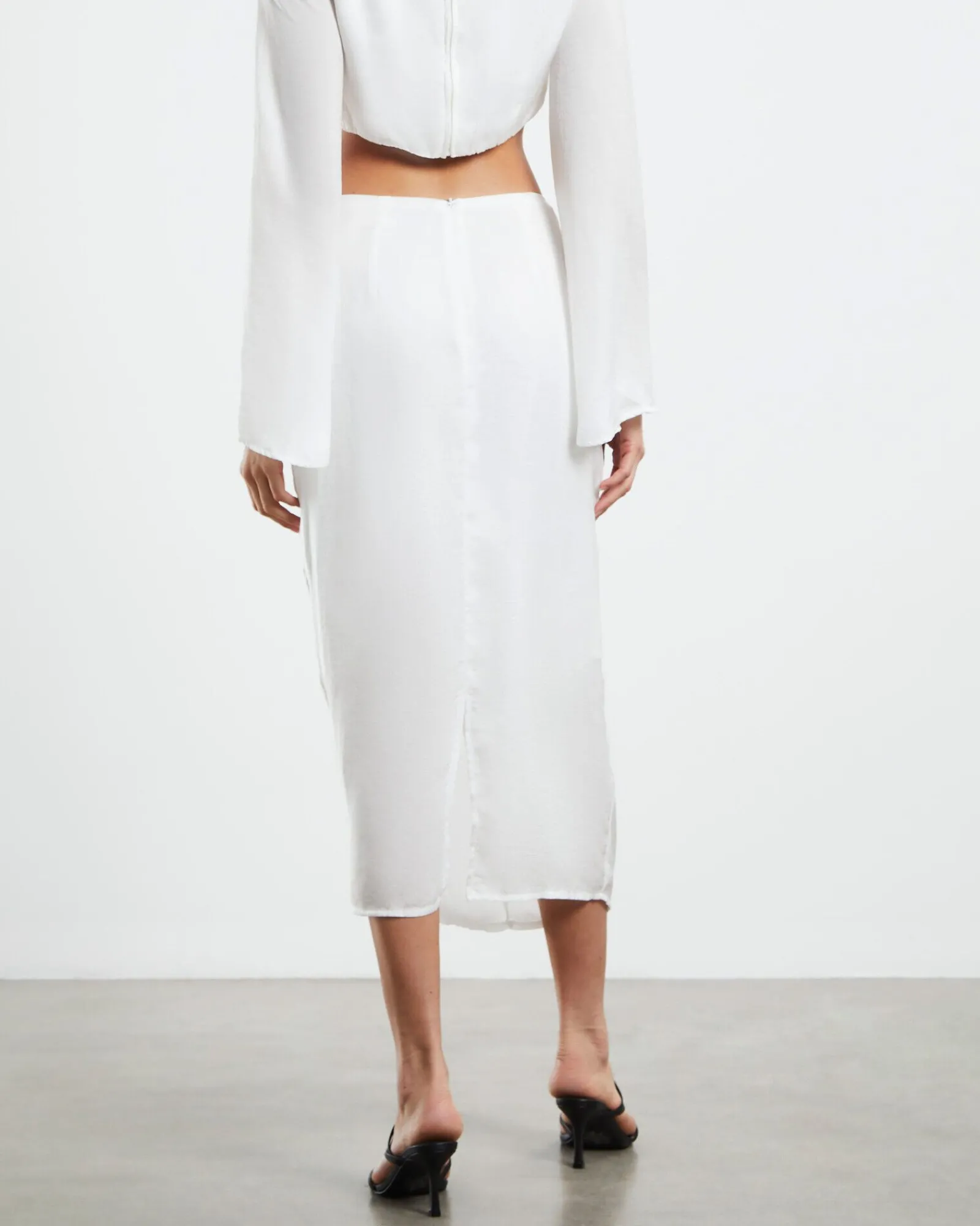 jada_skirt_white_1.webp Cheap SNDYS Jada Skirt White