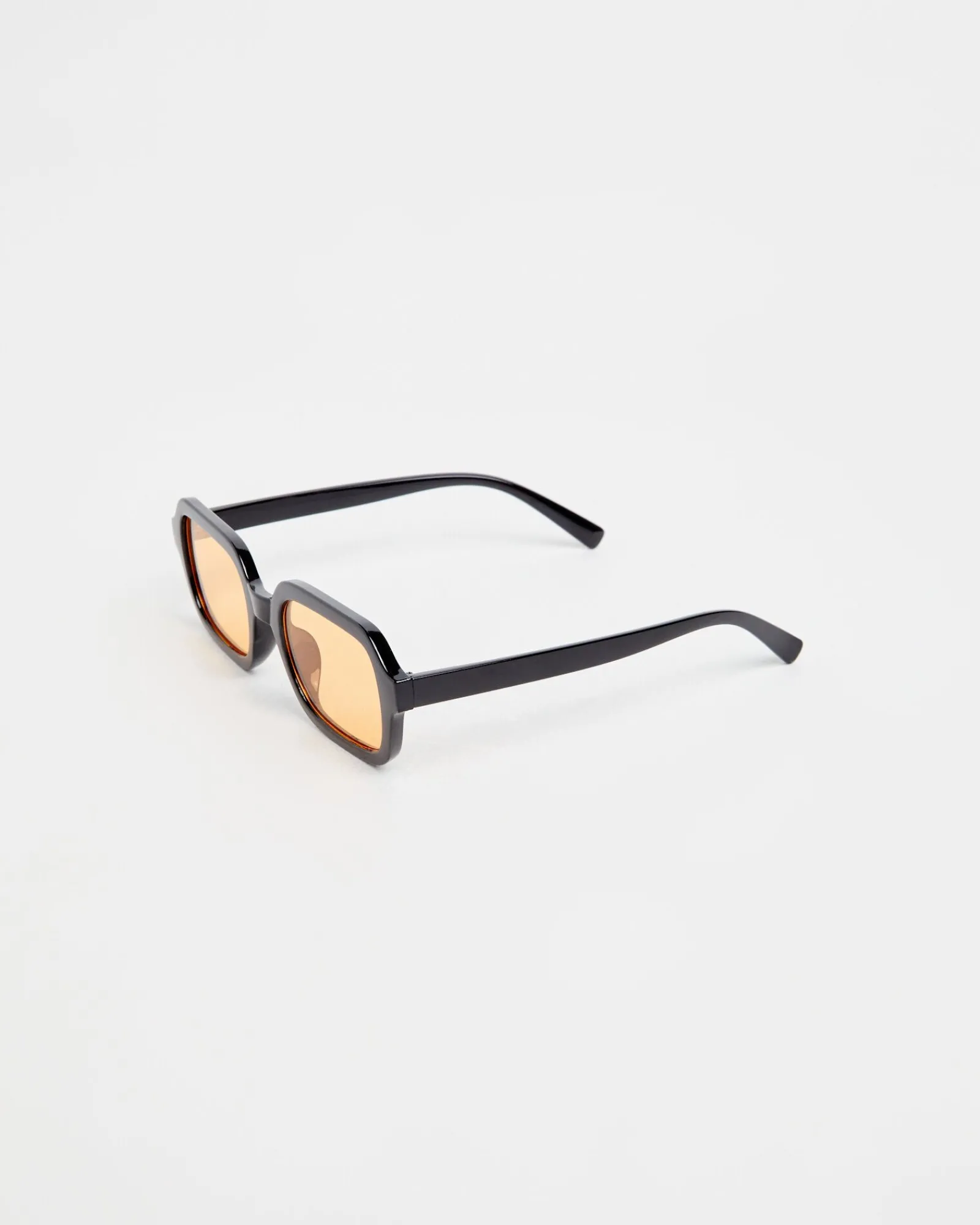 jessie_sunglasses_in_brow_5.webp Discount INSIGHT Jessie Sunglasses In Brown