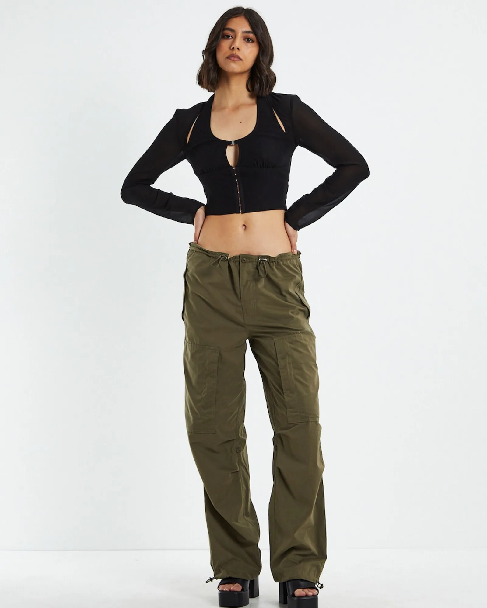 kamali_hook_front_long_sl_2.webp Cheap NEON HART Kamali Hook Front Long Sleeve Halter Top Black