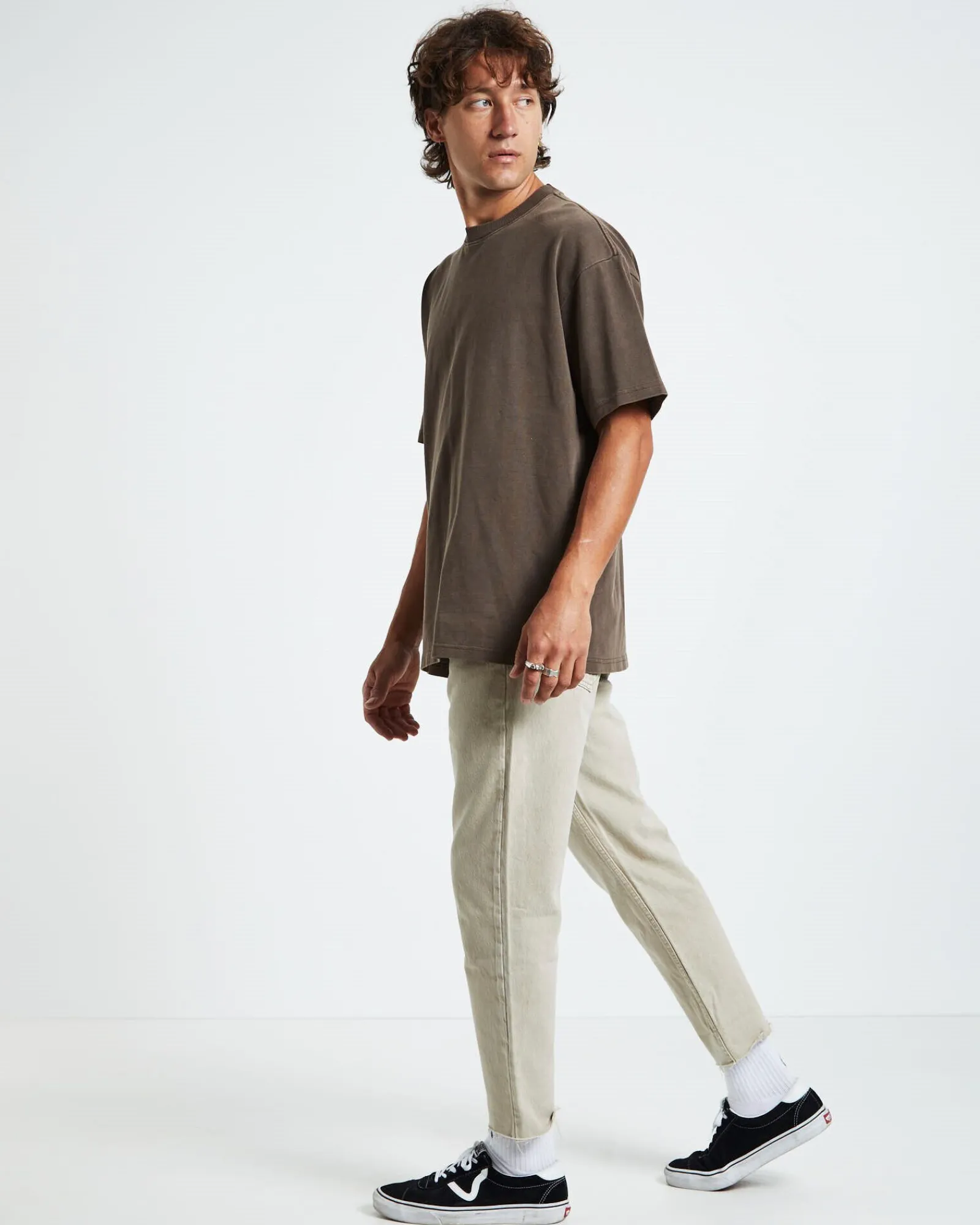 killie_tshirt_umber_brown_3.webp Online BLACK NOISE WHITE RAIN Killie T-Shirt Umber Brown