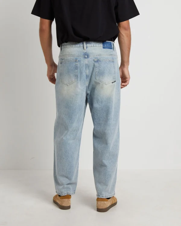 Online INSIGHT Knocker Wide Leg Jeans In Tinted Blue Trashed