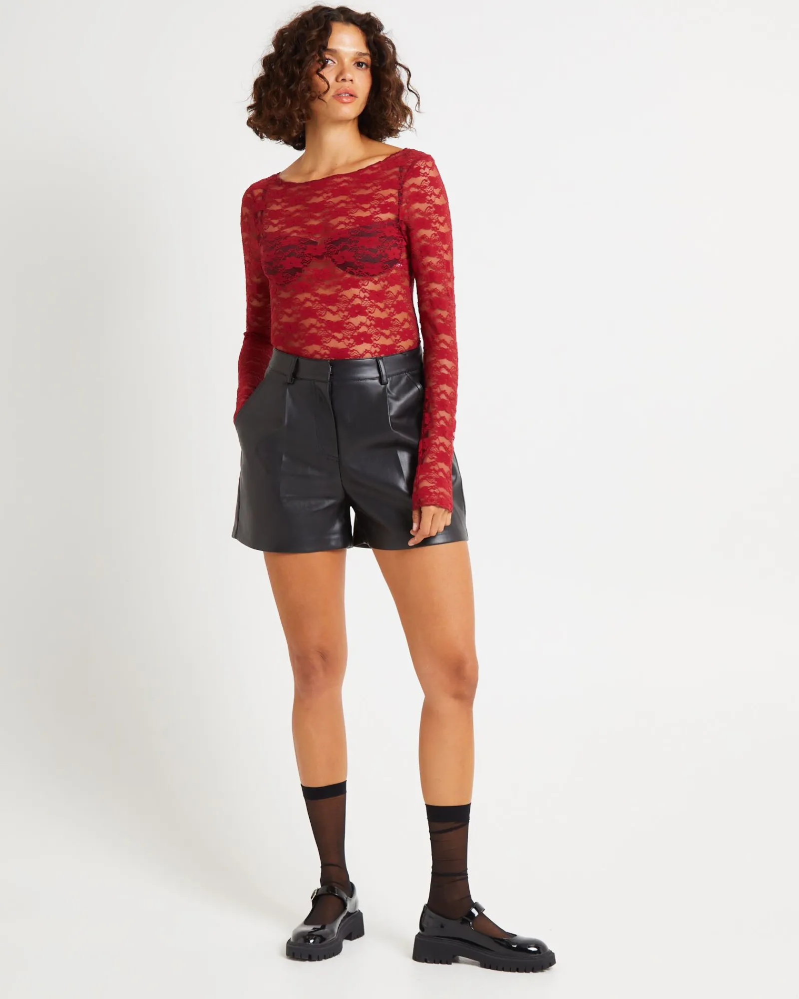 leah_sheer_long_sleeve_la_2-1.webp Online ALICE IN THE EVE Leah Sheer Long Sleeve Lace Top