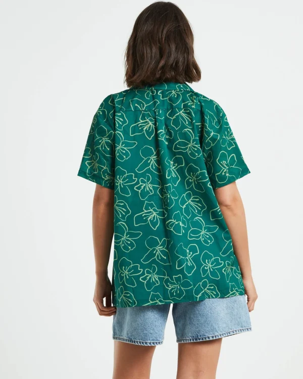 Best Sale CHARLIE HOLIDAY Lola Short Sleeve Relaxed Shirt In Floral Green