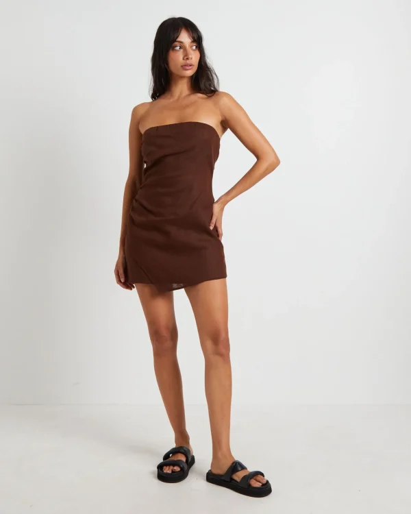 Store SUBTITLED Lui Linen Mini Dress In Chocolate