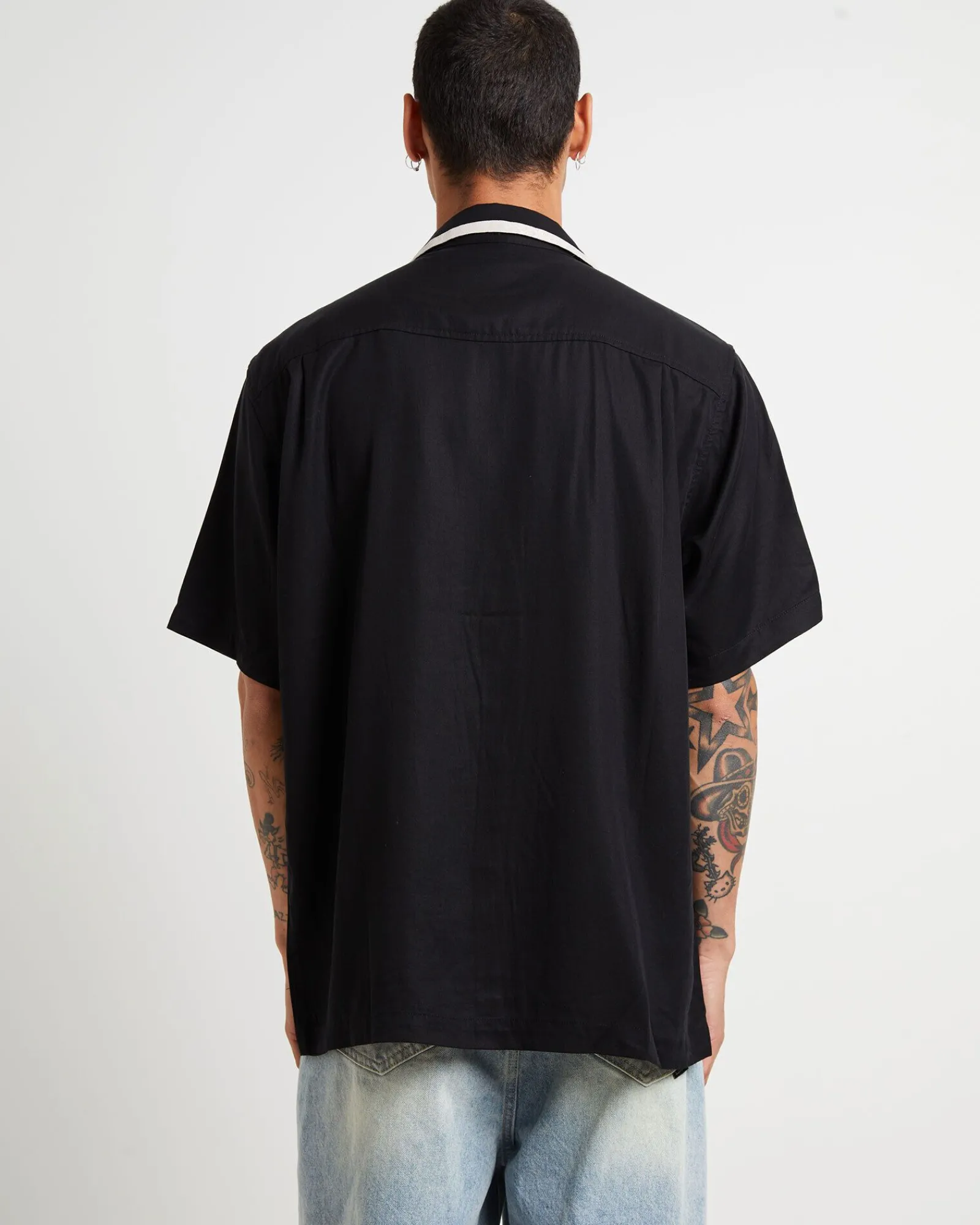 marilyn_faint_short_sleev_1.webp New FORMER Marilyn Faint Short Sleeve Shirt In Black Oyster