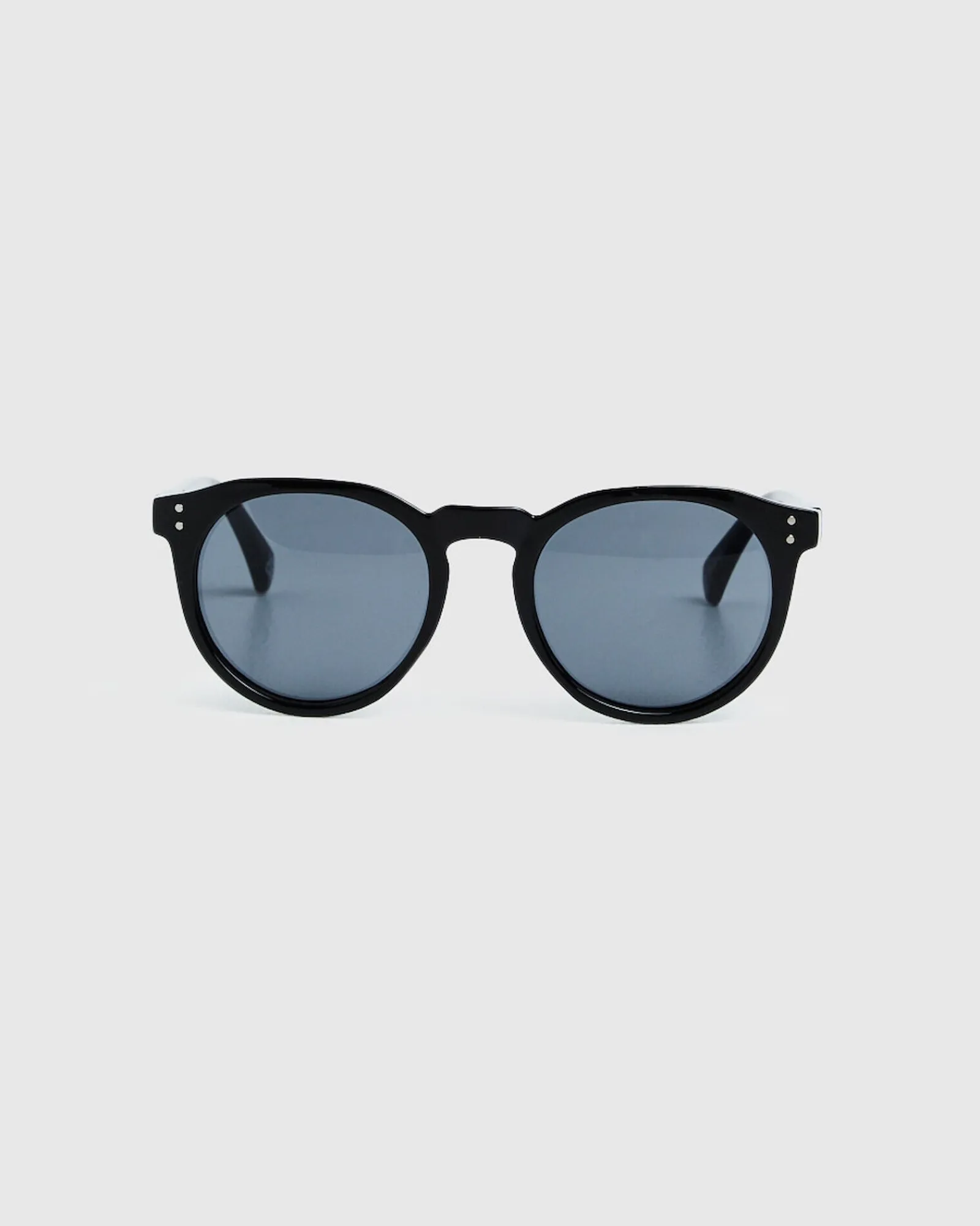 nucleus_v_polarised_sungl_0.webp Store AIRE Nucleus V2 Polarised Sunglasses Black Smoke Mono