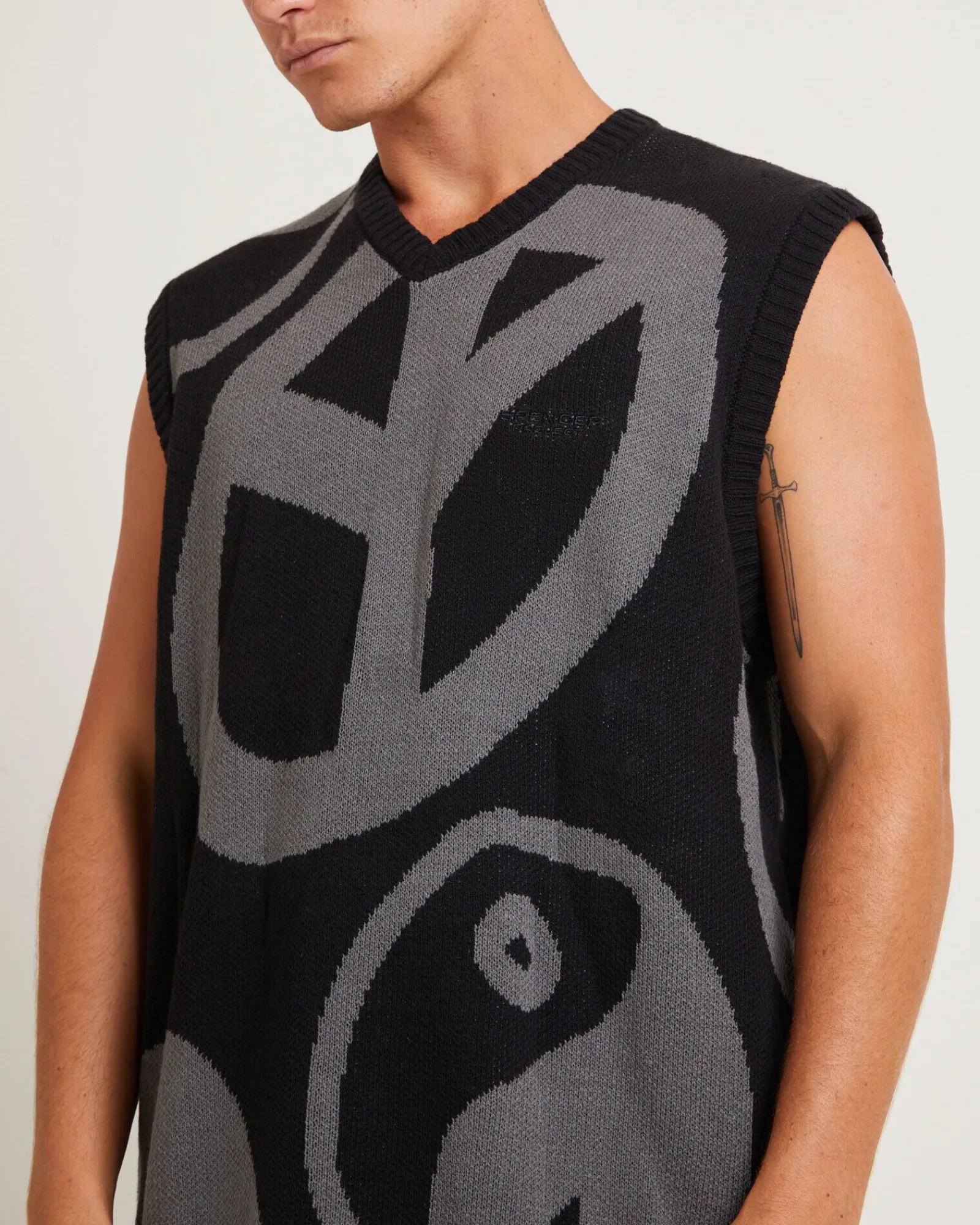 peace_corp_knitted_vest_i_4.webp Hot SPENCER PROJECT Peace Corp Knitted Vest In Black