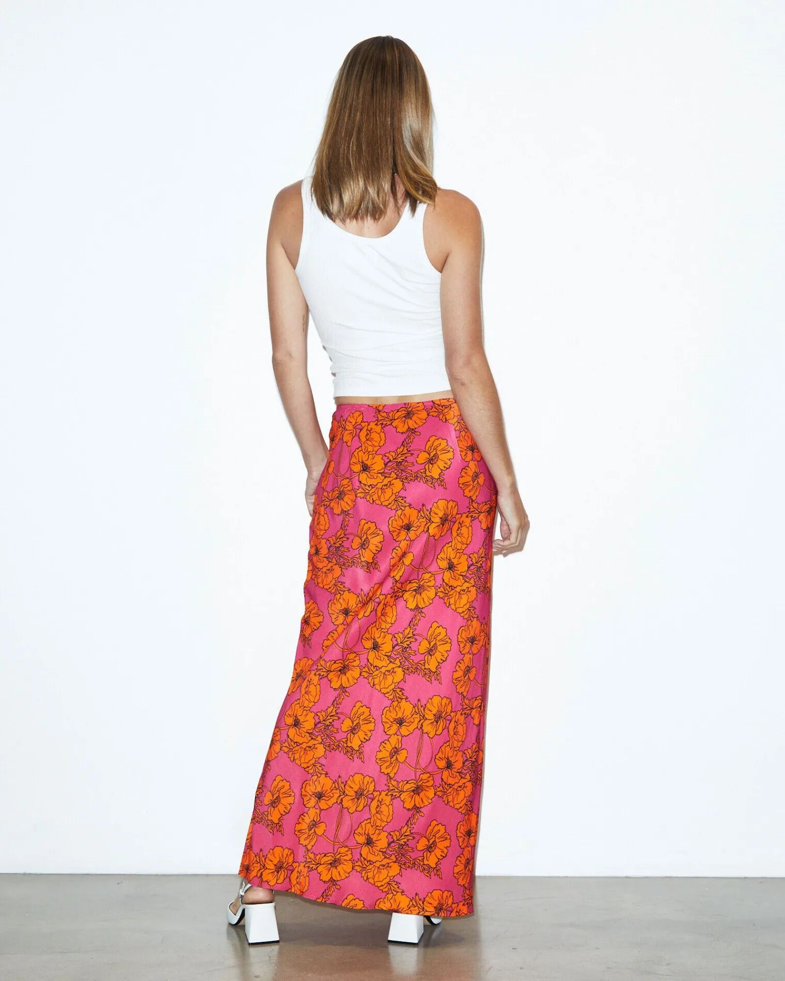 penelope_bloom_low_rise_m_1.webp Best Sale STUDIO Penelope Bloom Low Rise Midi Skirt Pink
