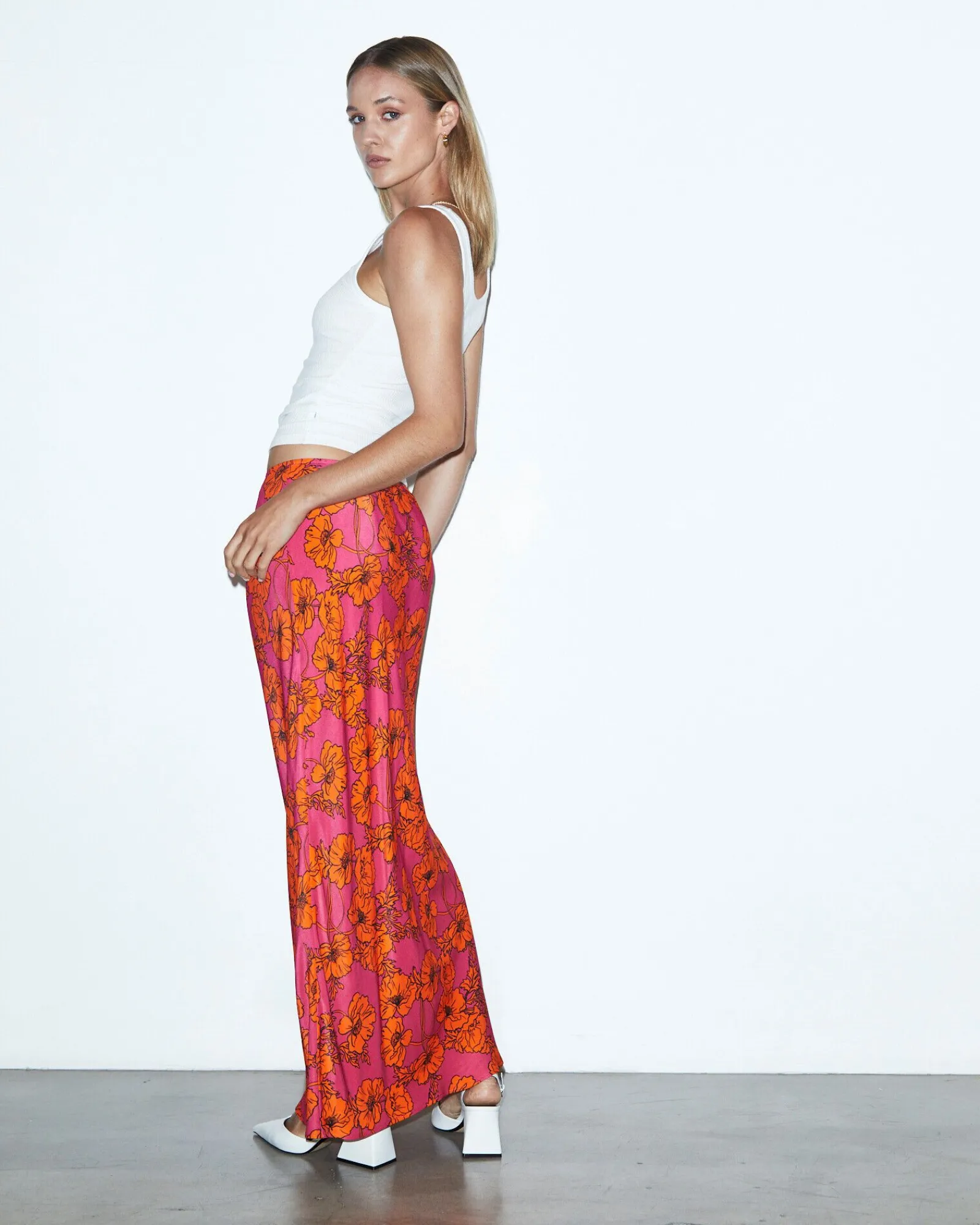 penelope_bloom_low_rise_m_3.webp Best Sale STUDIO Penelope Bloom Low Rise Midi Skirt Pink