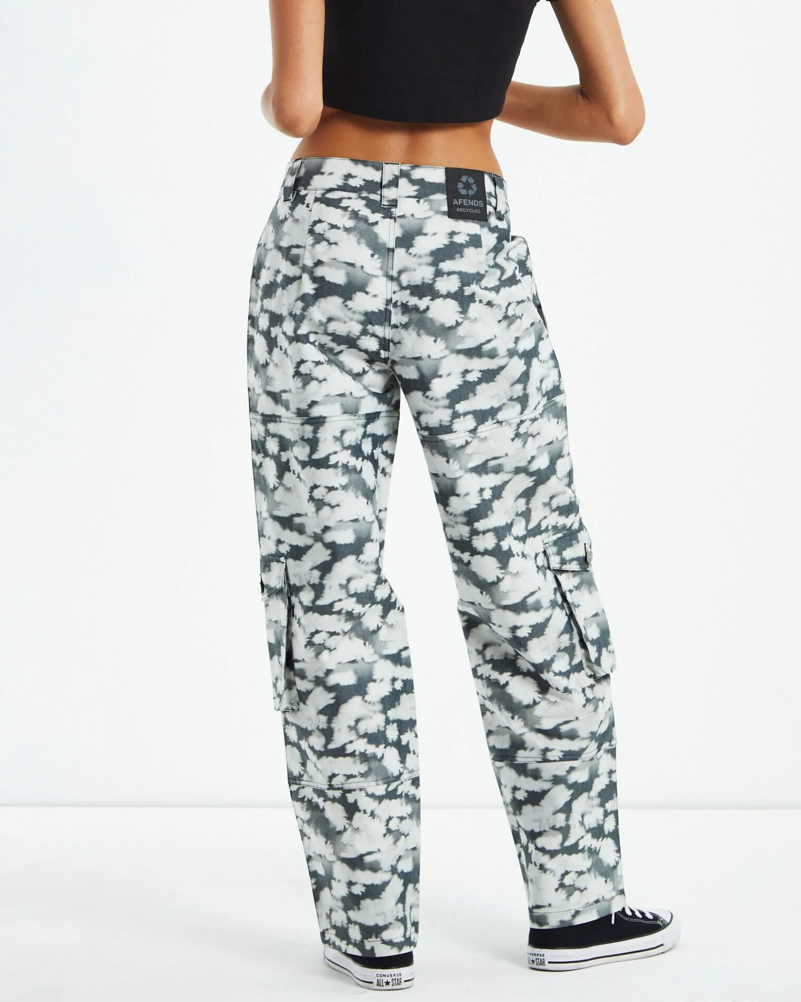 recycled_cargo_pants_blac_1.webp Cheap AFENDS Recycled Cargo Pants Black Floral
