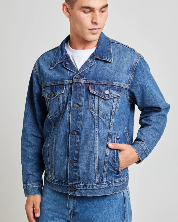 New LEVIS Relaxed Fit Trucker Denim Jacket Waterfalls