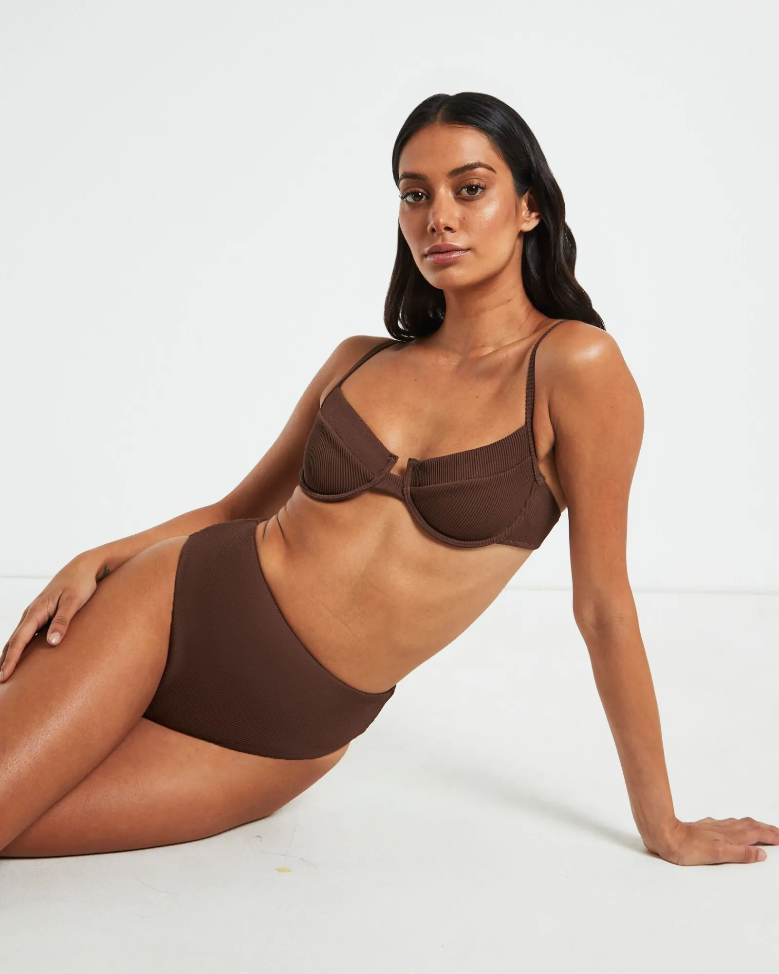 rib_cut_out_underwire_bik_0-2.webp Cheap SUBTITLED Rib Cut Out Underwire Bikini Top In Chocolate Brown