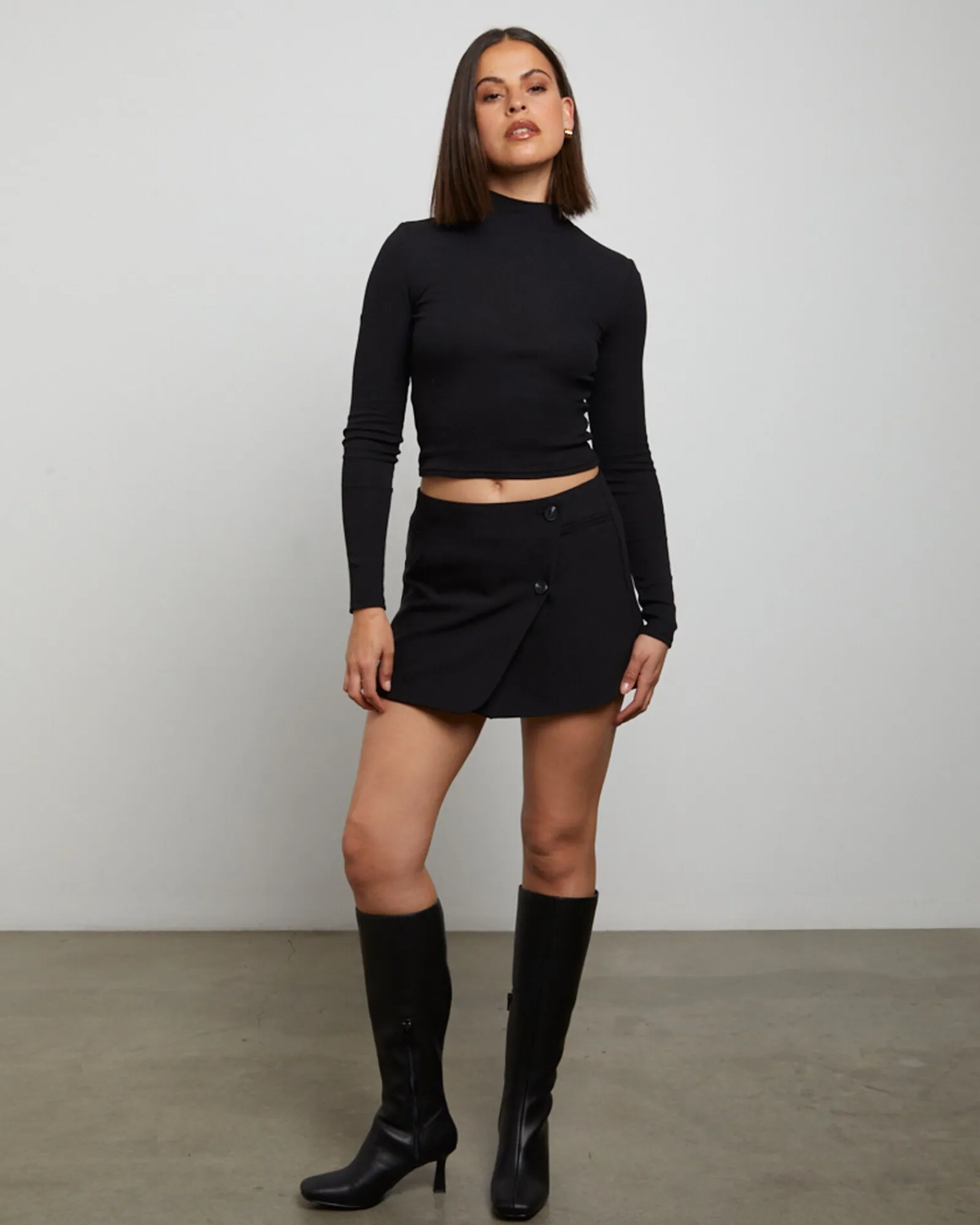 ribbed_long_sleeve_crop_s_2-1.webp Online GENERAL PANTS CO. BASICS Ribbed Long Sleeve Crop Skivvy In Black