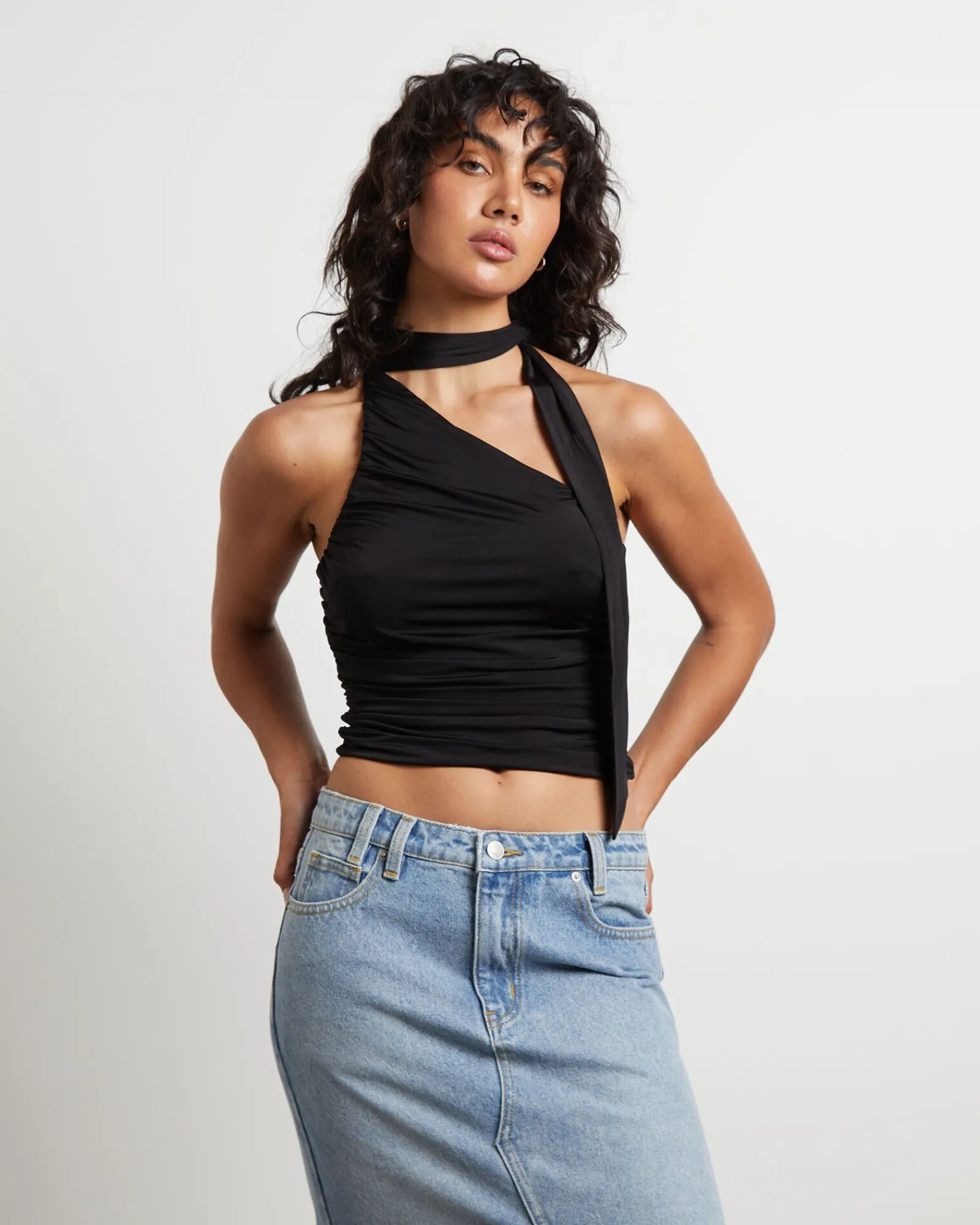 rowan_slinky_chocker_top__0.webp Cheap ALICE IN THE EVE Rowan Slinky Chocker Top In Black
