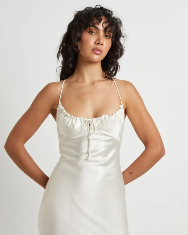 Discount ALICE IN THE EVE Ruby Romantic Slip Maxi Dress In Ivory