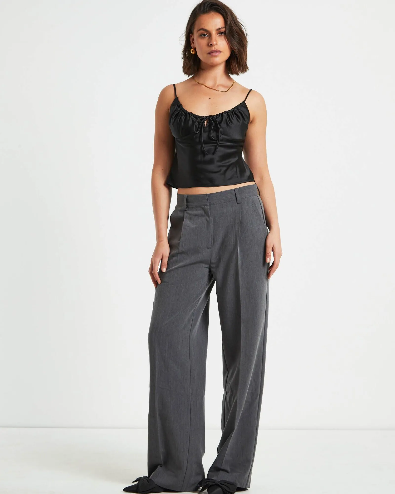 ruby_romantic_slip_top_in_2.webp Store ALICE IN THE EVE Ruby Romantic Slip Top In Black