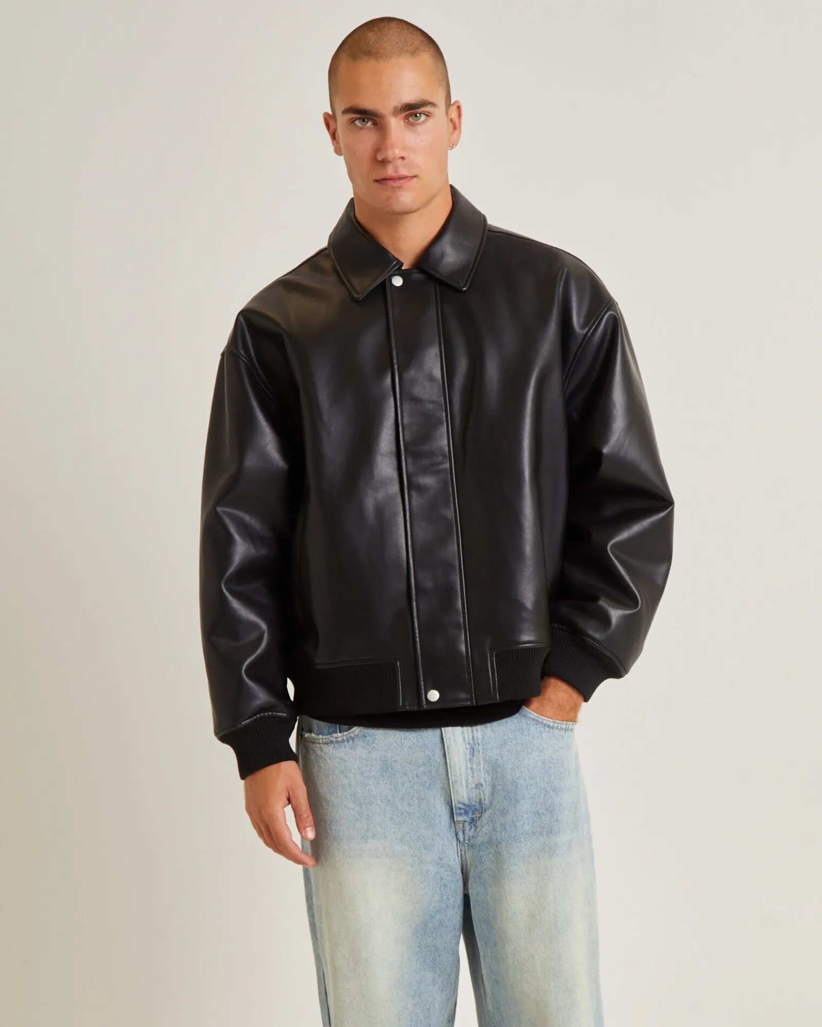 seidler_bomber_jacket_bla_2.webp Fashion BLACK NOISE WHITE RAIN Seidler Bomber Jacket Black