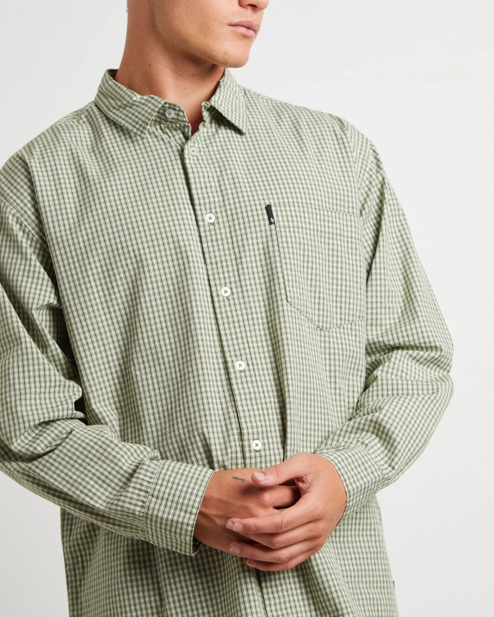 skate_long_sleeve_shirt_i_4.webp Shop SPENCER PROJECT Skate Long Sleeve Shirt In Fatigue Green